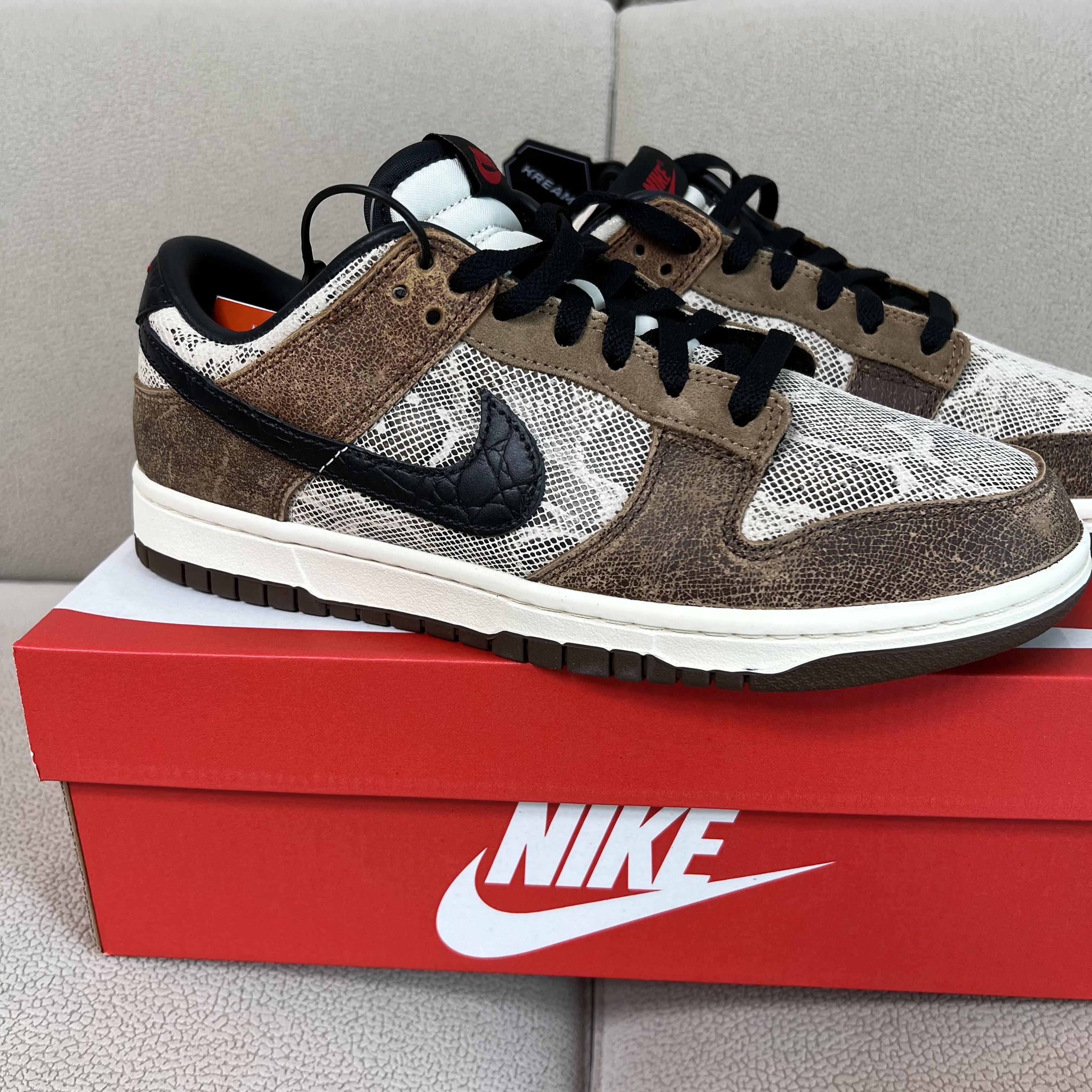 Nike Dunk Low PRM Head to Head 착용 스타일 - 1