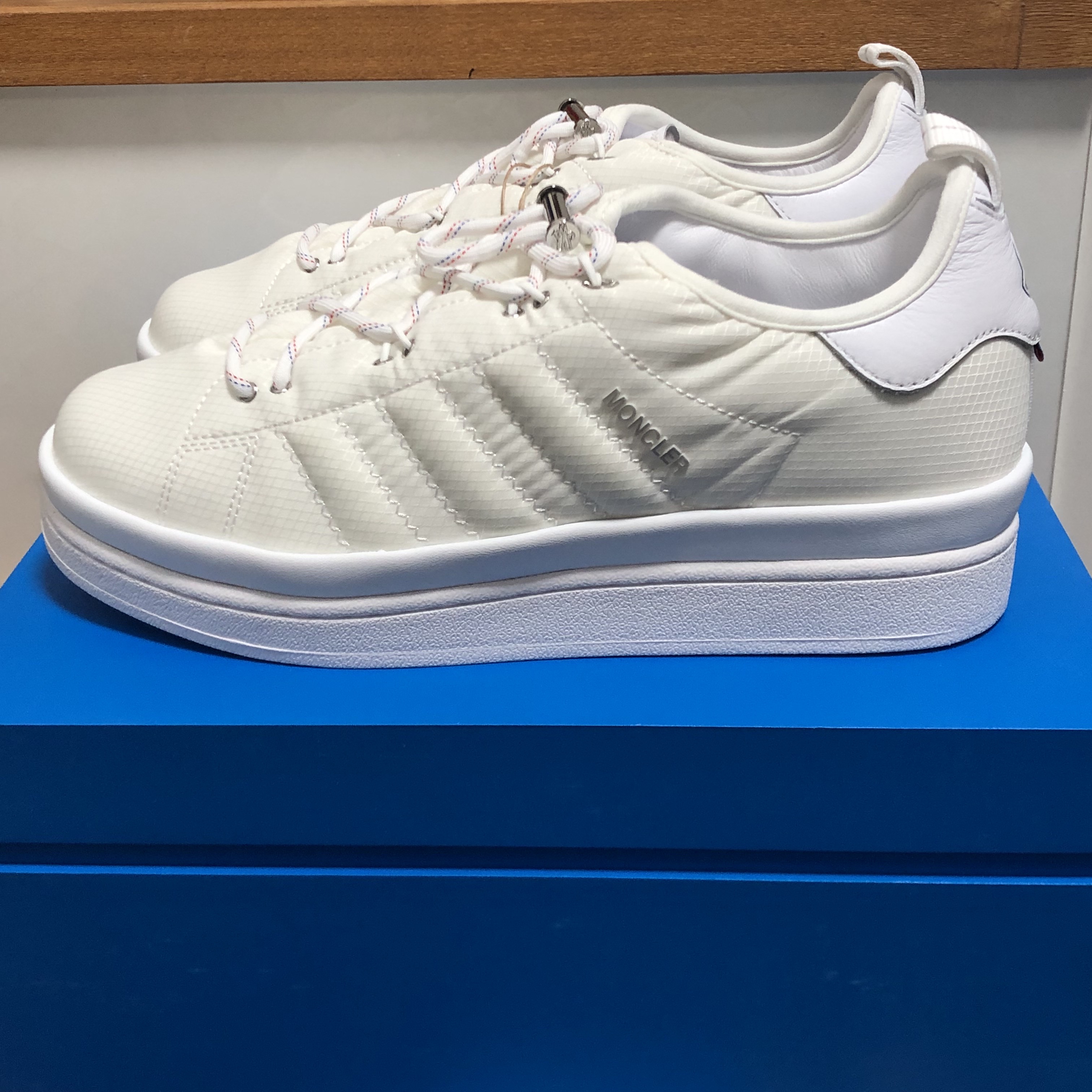 Adidas x Moncler Campus Core White 착용 스타일