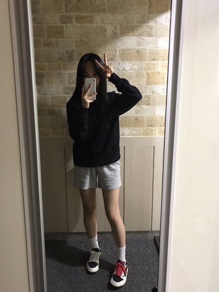 C.P. Company Diagonal Raised Fleece Sweatshirt Black - 22FW, (W) Jordan 1 x Travis Scott Retro Low OG SP Medium Olive 착용 스타일 - 2