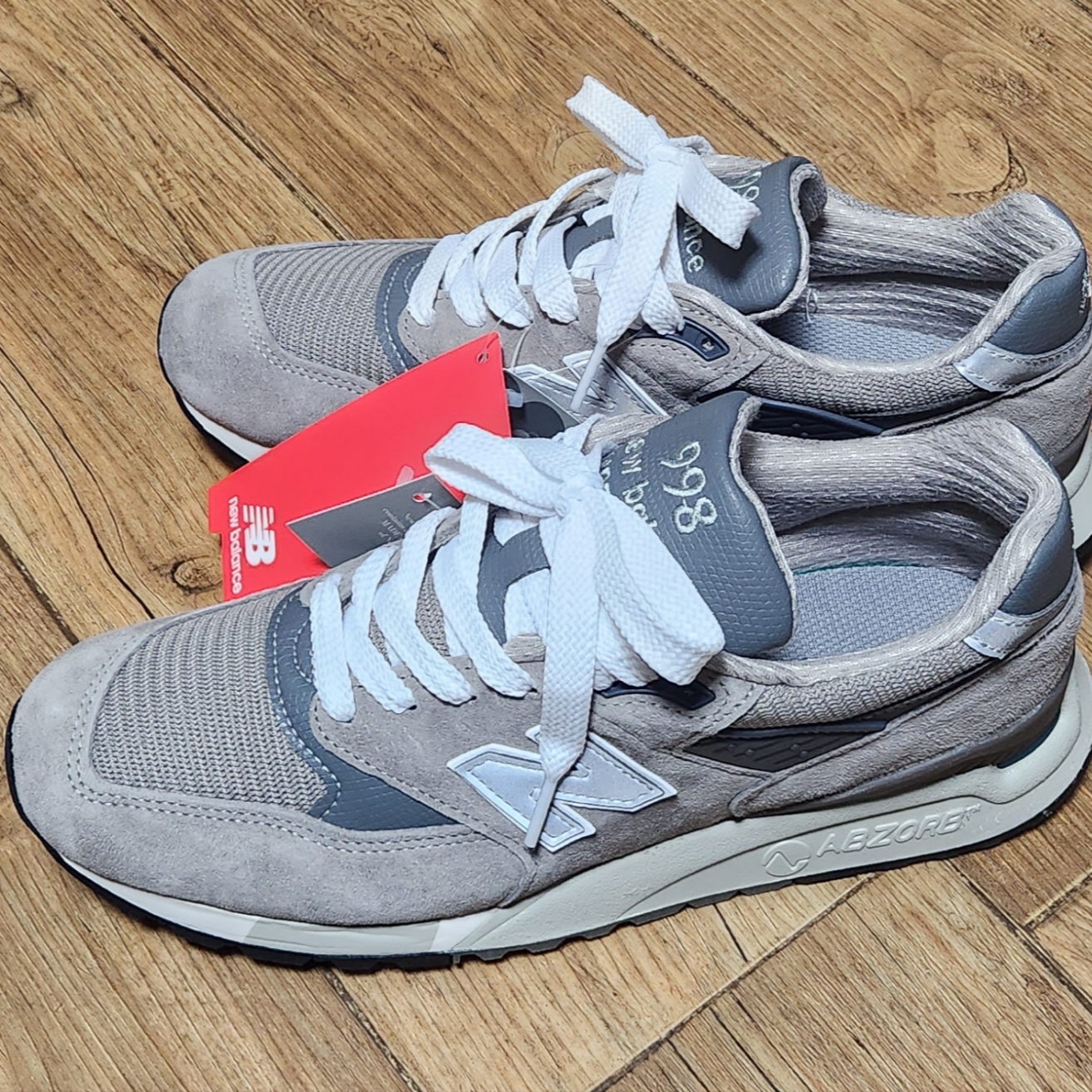 New Balance 998 Core Made in USA Grey Silver 착용 스타일