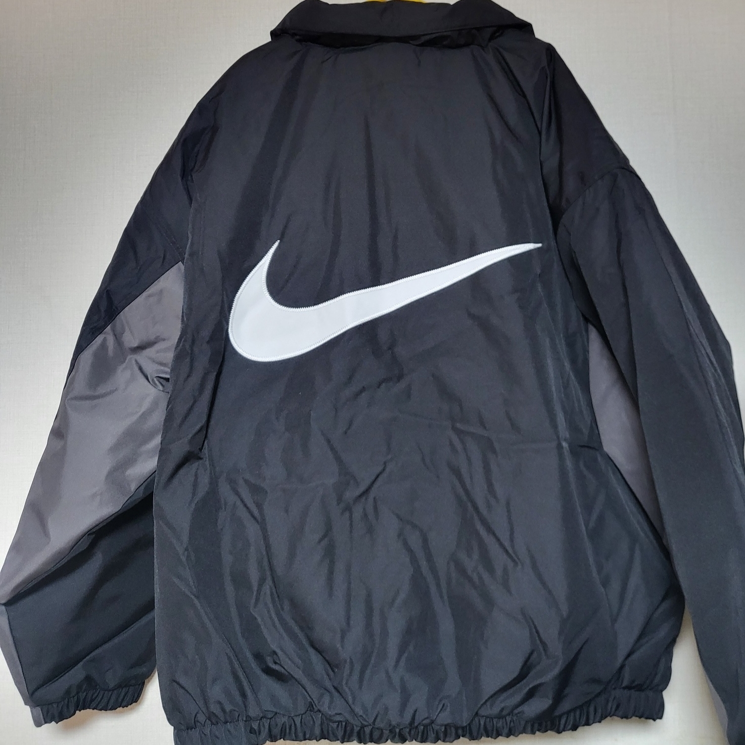 Nike x Stussy NRG Washed Fleece Crewneck Black (DO5310-010) 착용 스타일 - 1