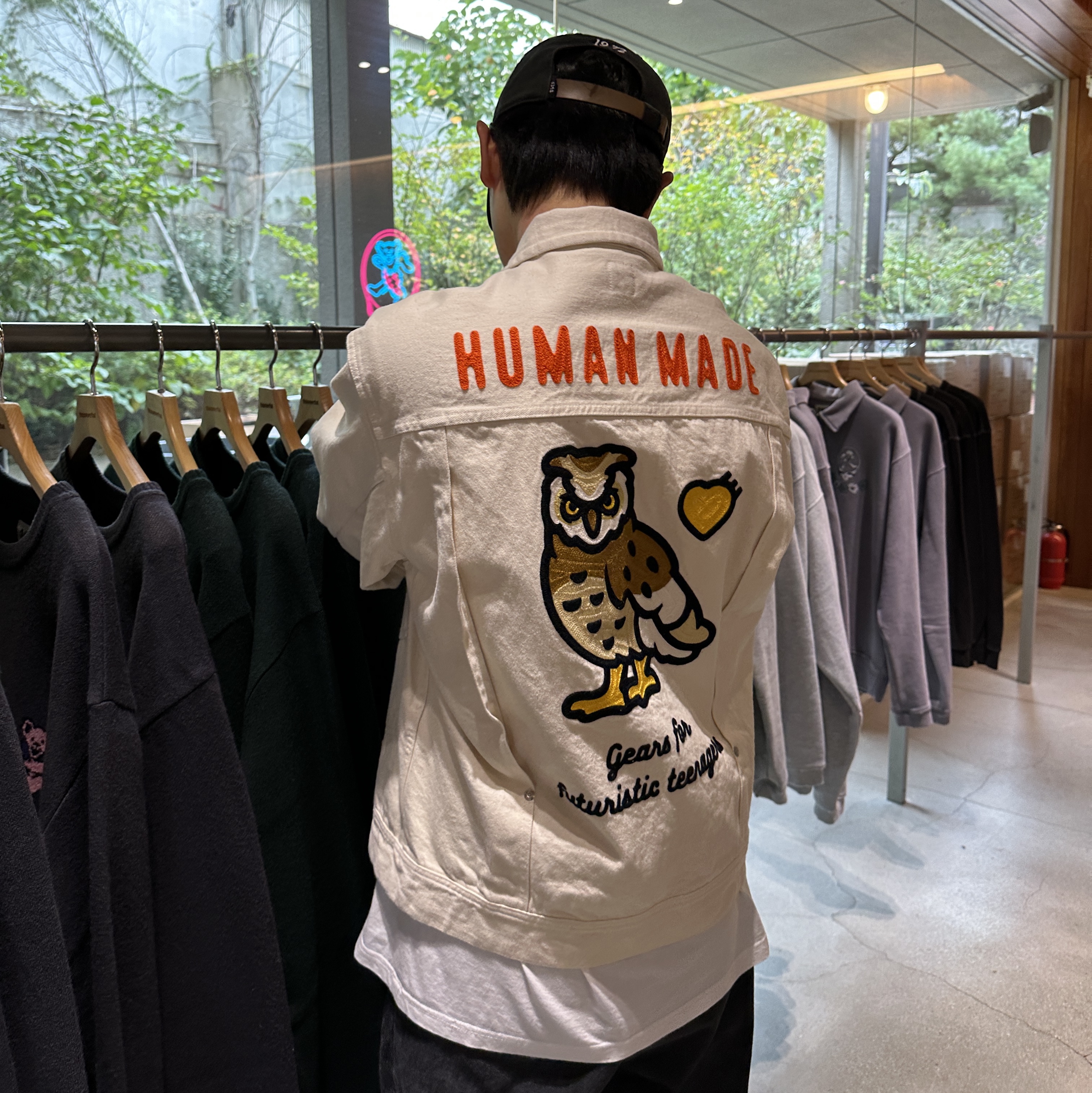 Human Made Natural Denim Work Jacket White, Stussy Undershirt White (3 Pack) 착용 스타일 - 2
