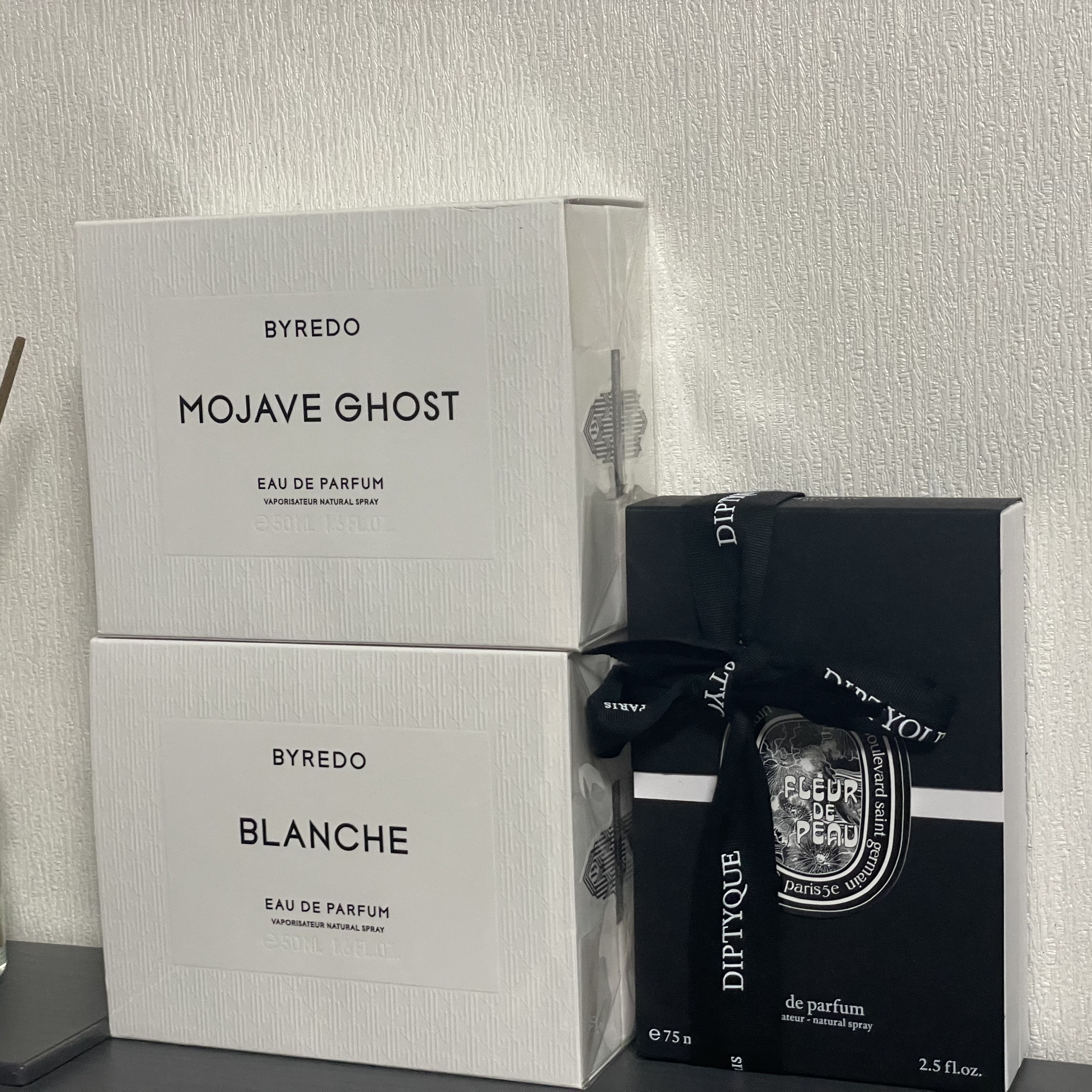 Byredo Blanche Eau De Parfum 50ml, Byredo Mojave Ghost Eau De Parfum 50ml 착용 스타일 - 2