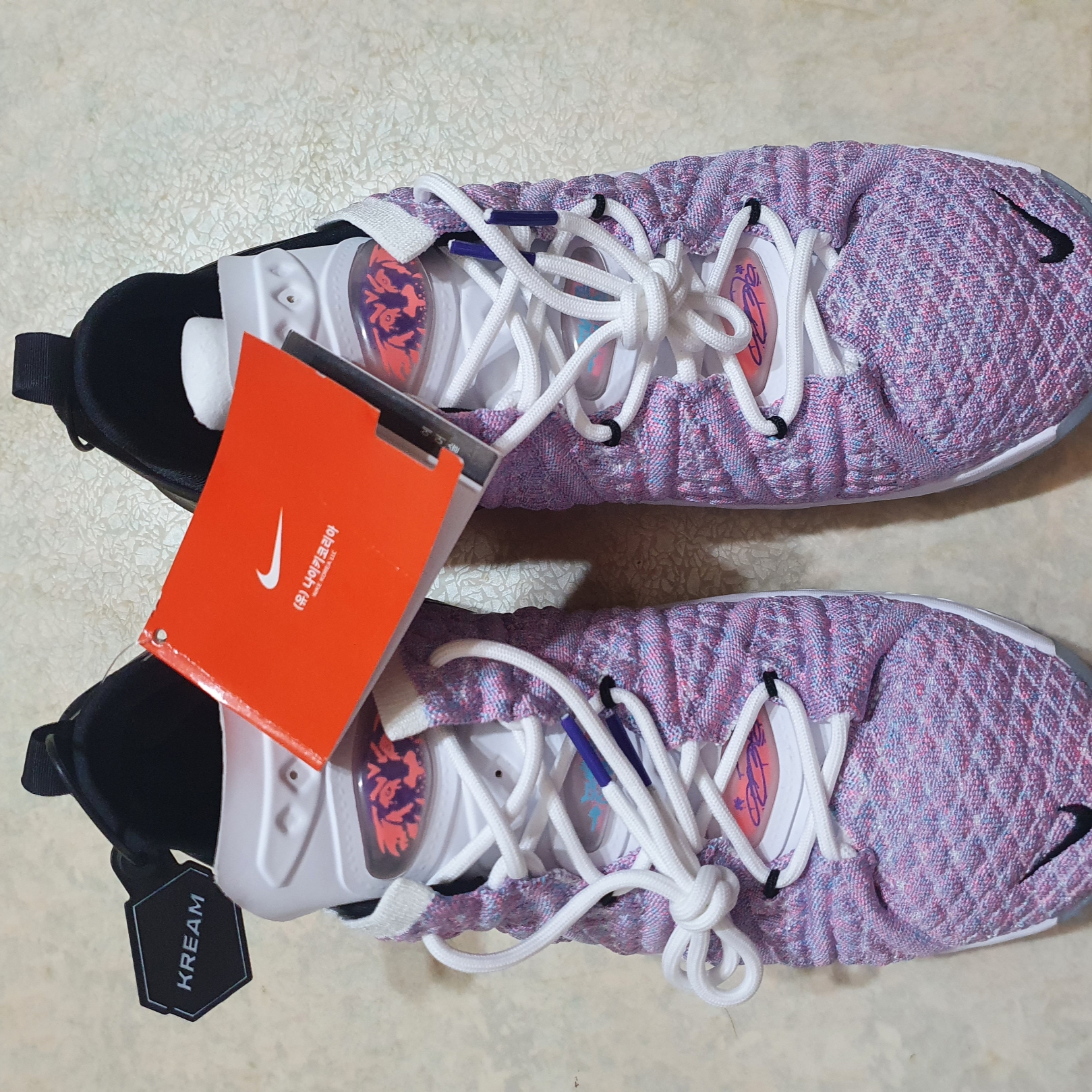 (GS) Nike LeBron 18 Multi-Color 착용 스타일 - 2