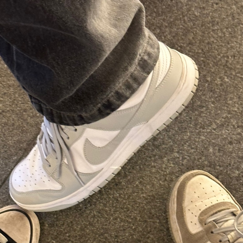 Nike Dunk Low Retro Grey Fog 착용 스타일