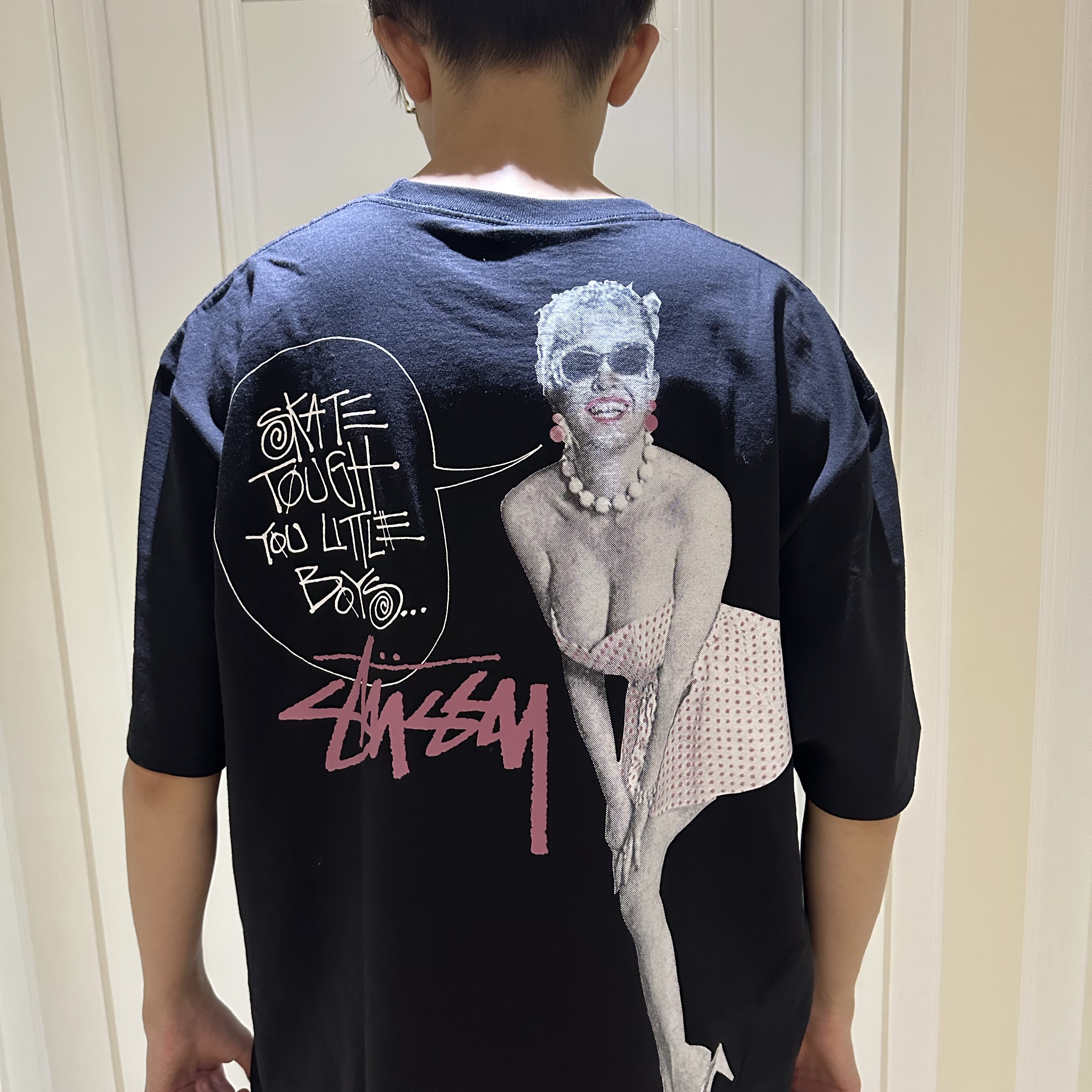 Stussy Skate Tough T-Shirt Black 착용 스타일 - 4