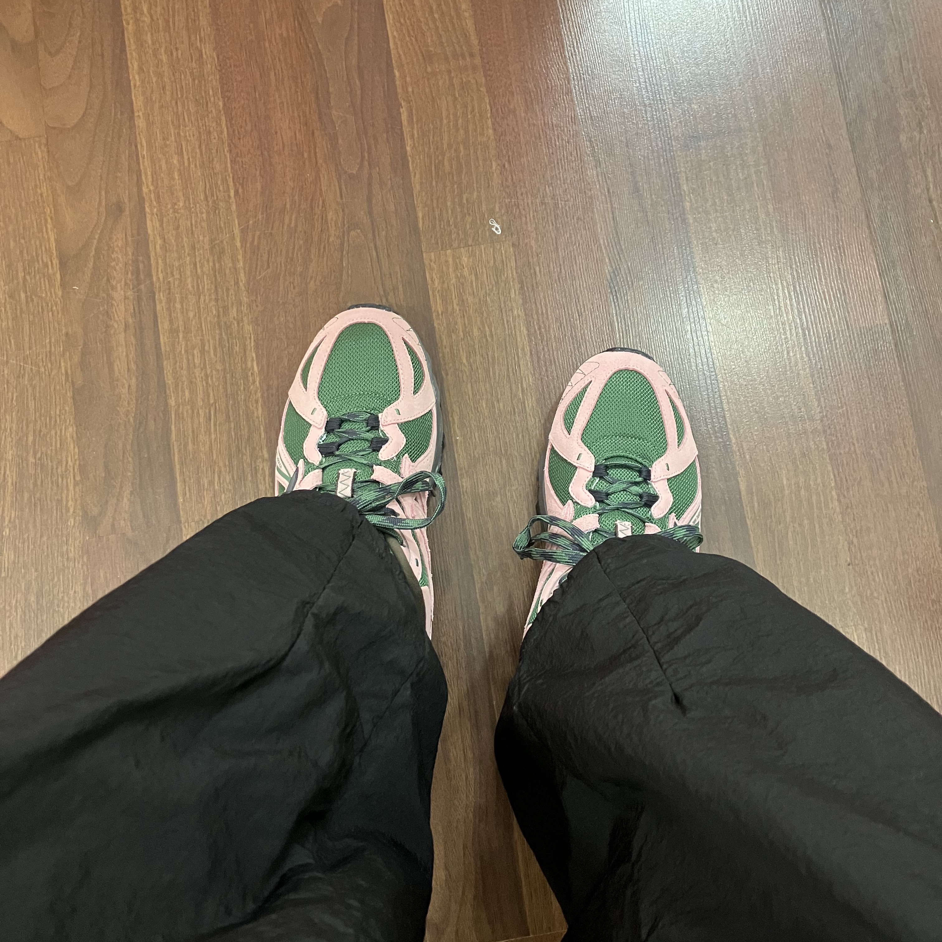 New Balance ML610T Pink Moon - D Standard 착용 스타일