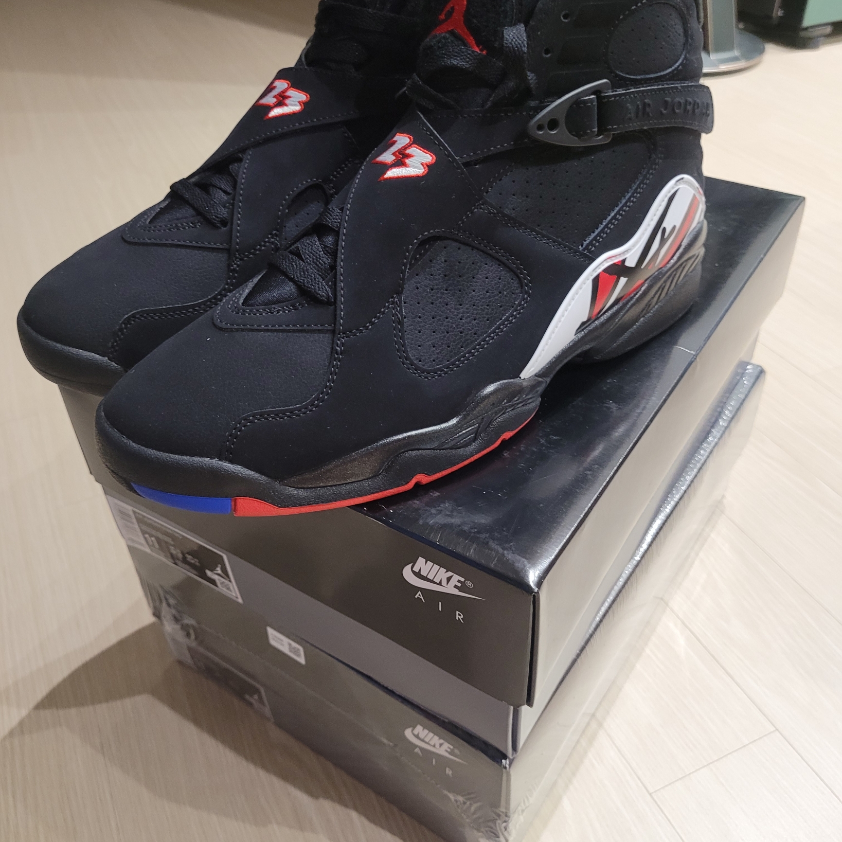Jordan 8 Retro Playoffs 2023 착용 스타일 - 3