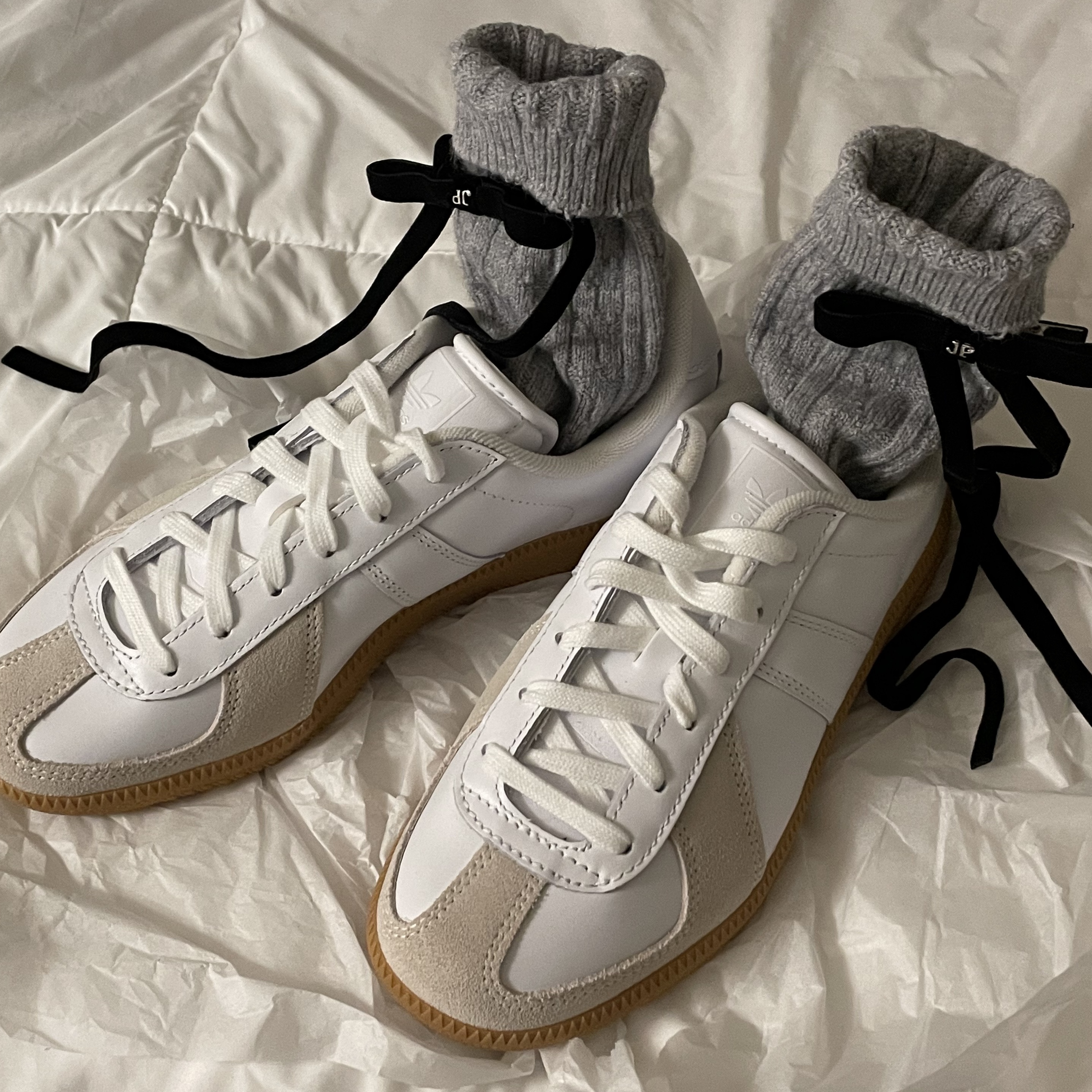 Adidas BW Army White 착용 스타일