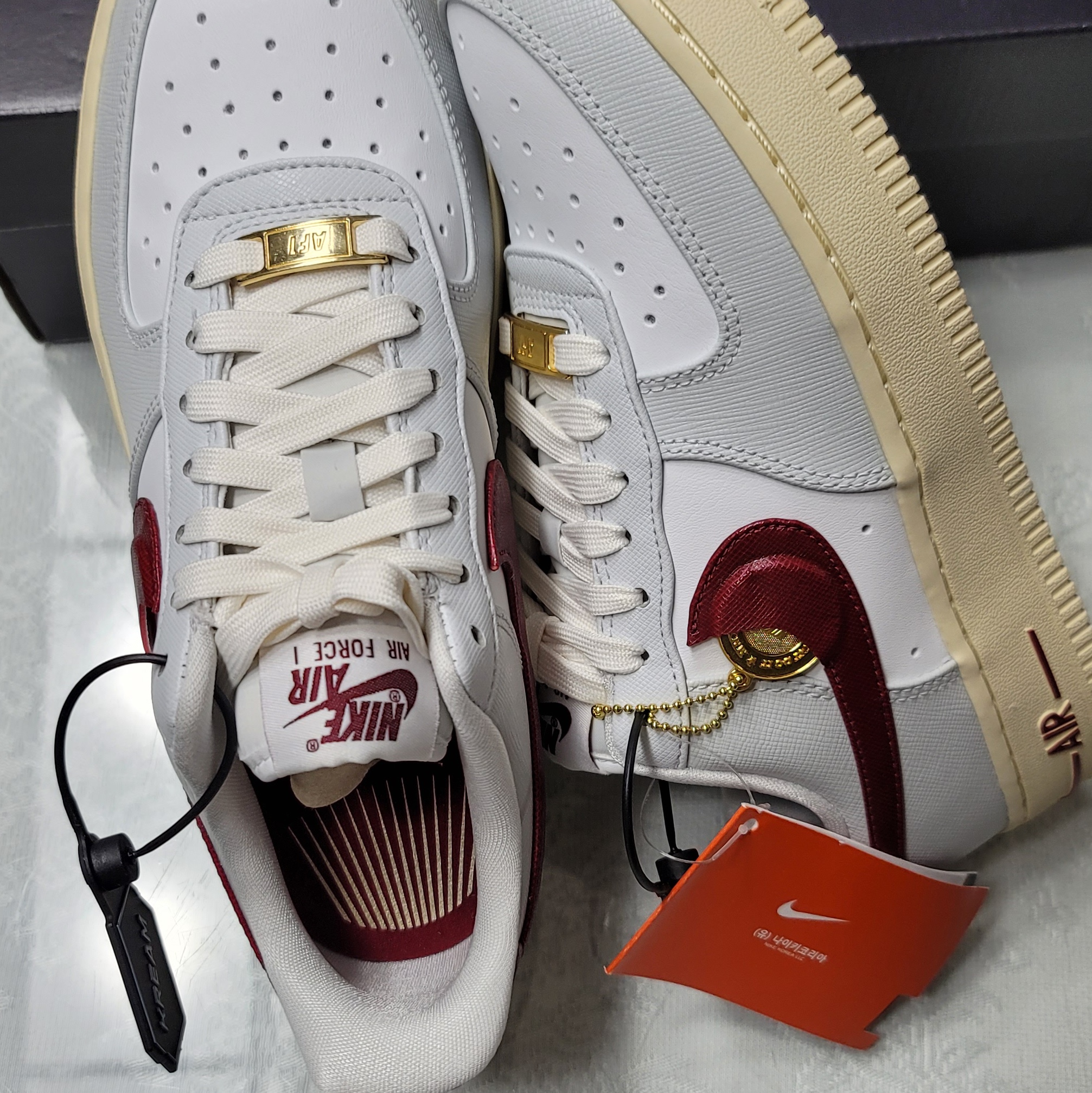 (W) Nike Air Force 1 '07 SE Pandant 착용 스타일