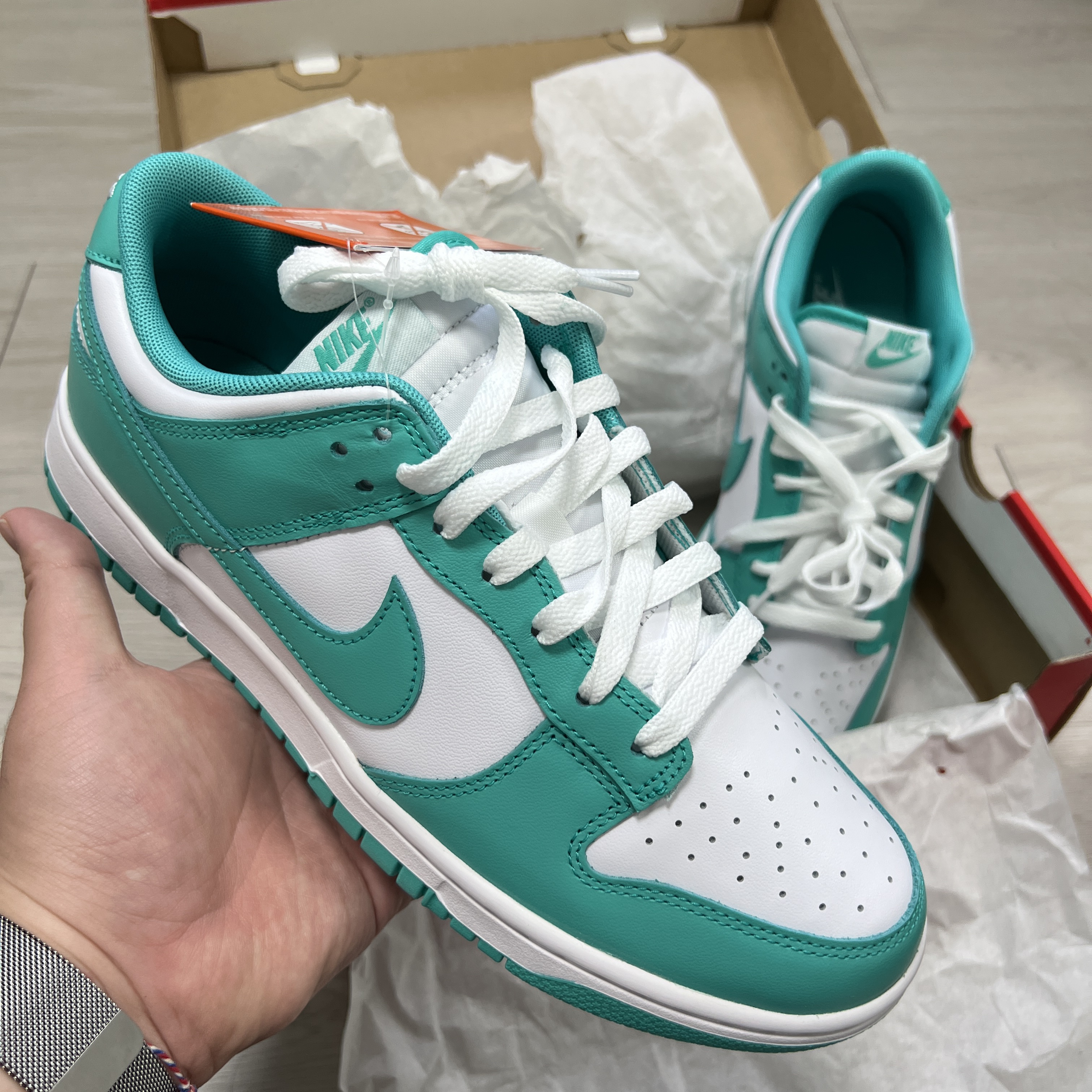 Nike Dunk Low White Clear Jade 착용 스타일 - 1