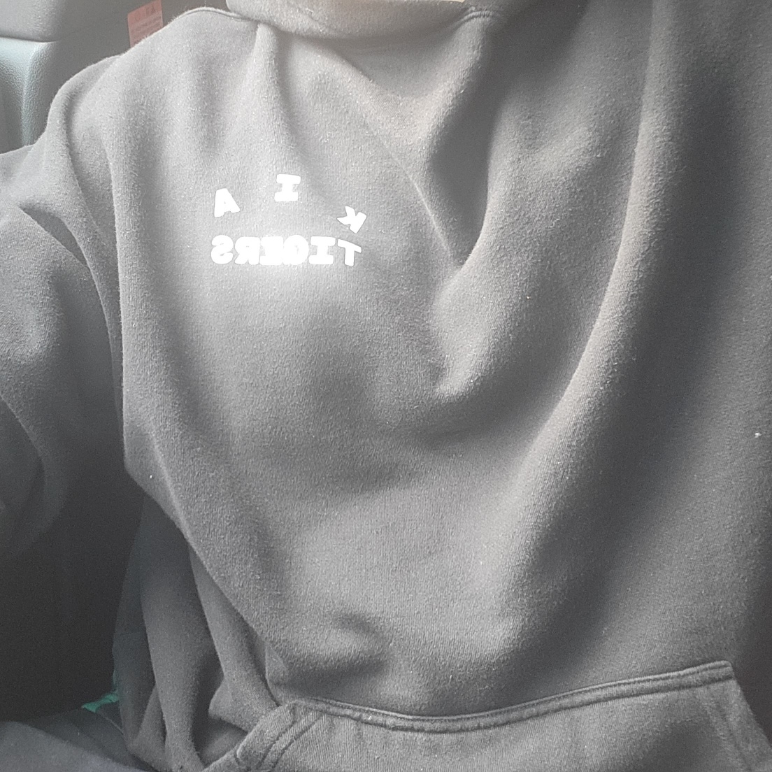 Kia Tigers x IAB Studio Brand Day Hoodie Black 착용 스타일