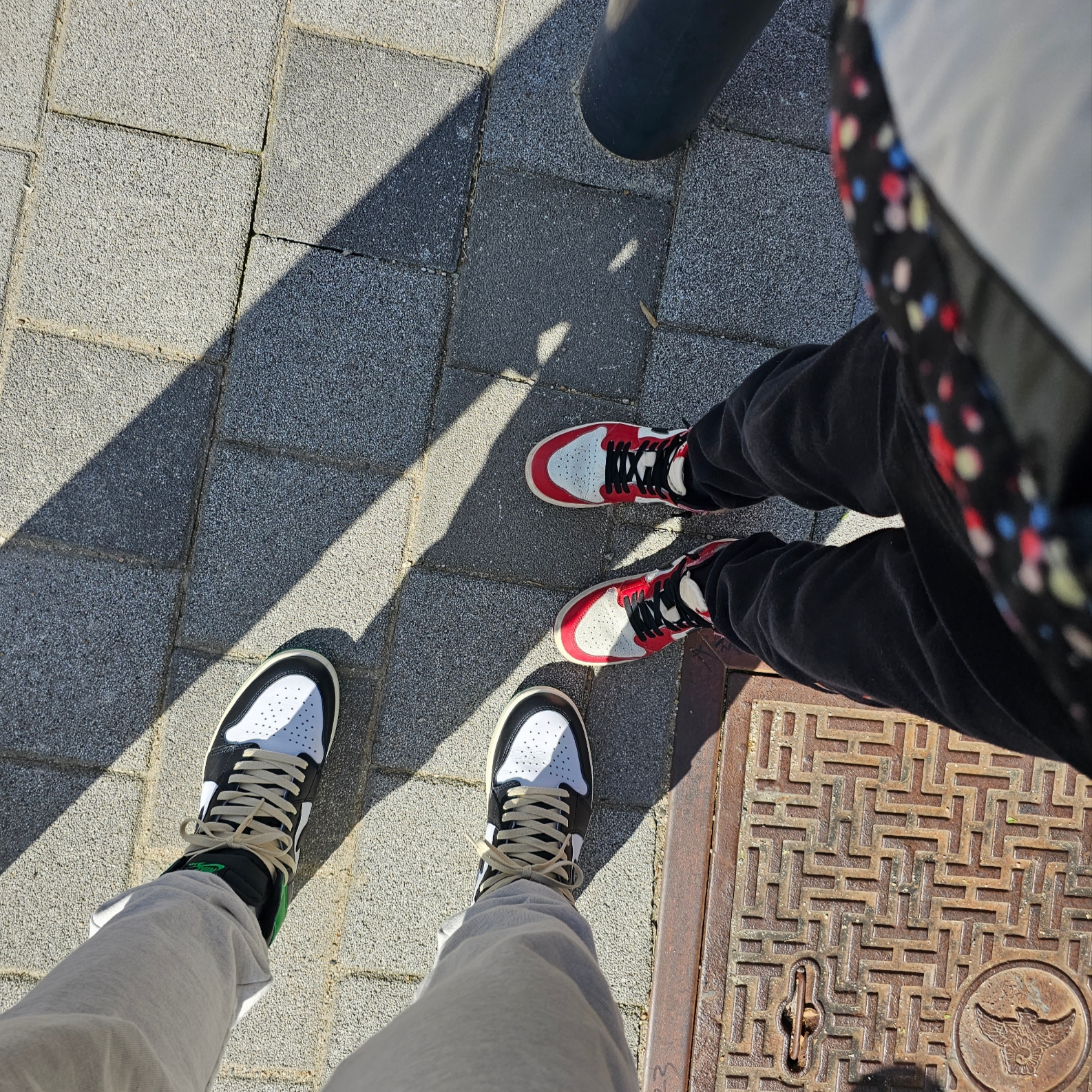 Jordan 1 Retro High OG Black and Lucky Green, (PS) Jordan 1 Retro High OG Chicago 2022 착용 스타일 - 3