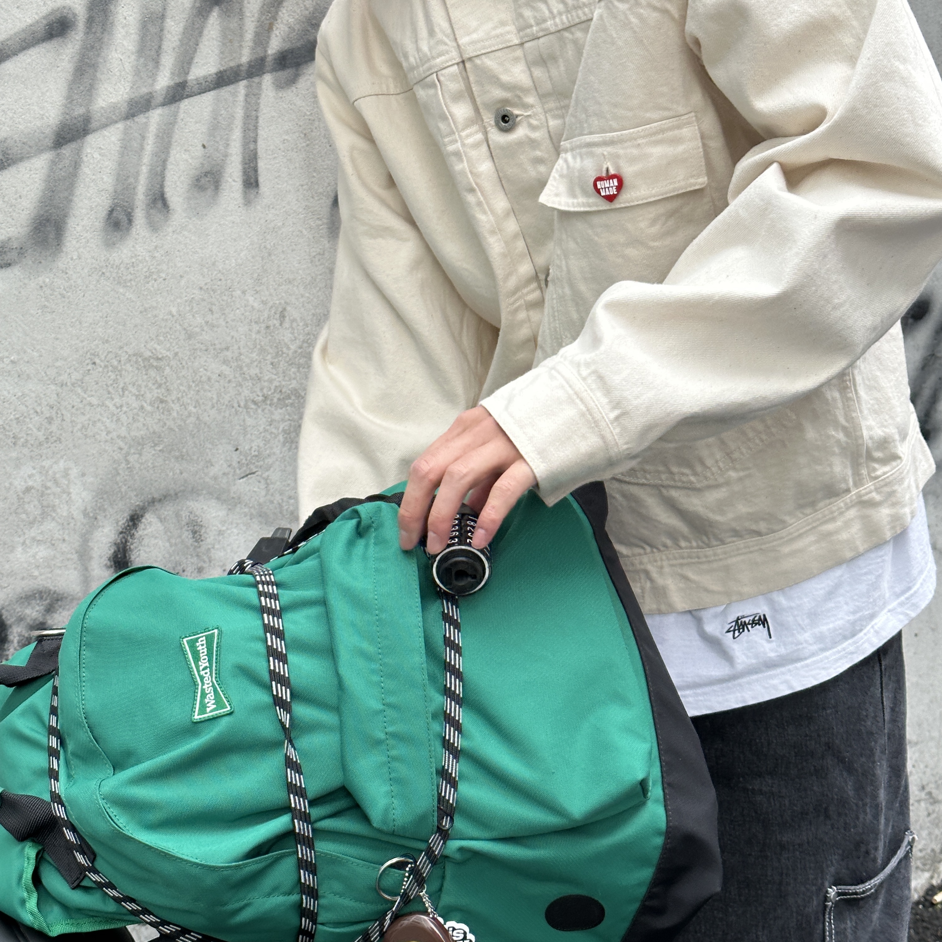 Human Made Natural Denim Work Jacket White, Stussy Undershirt White (3 Pack) 착용 스타일 - 4