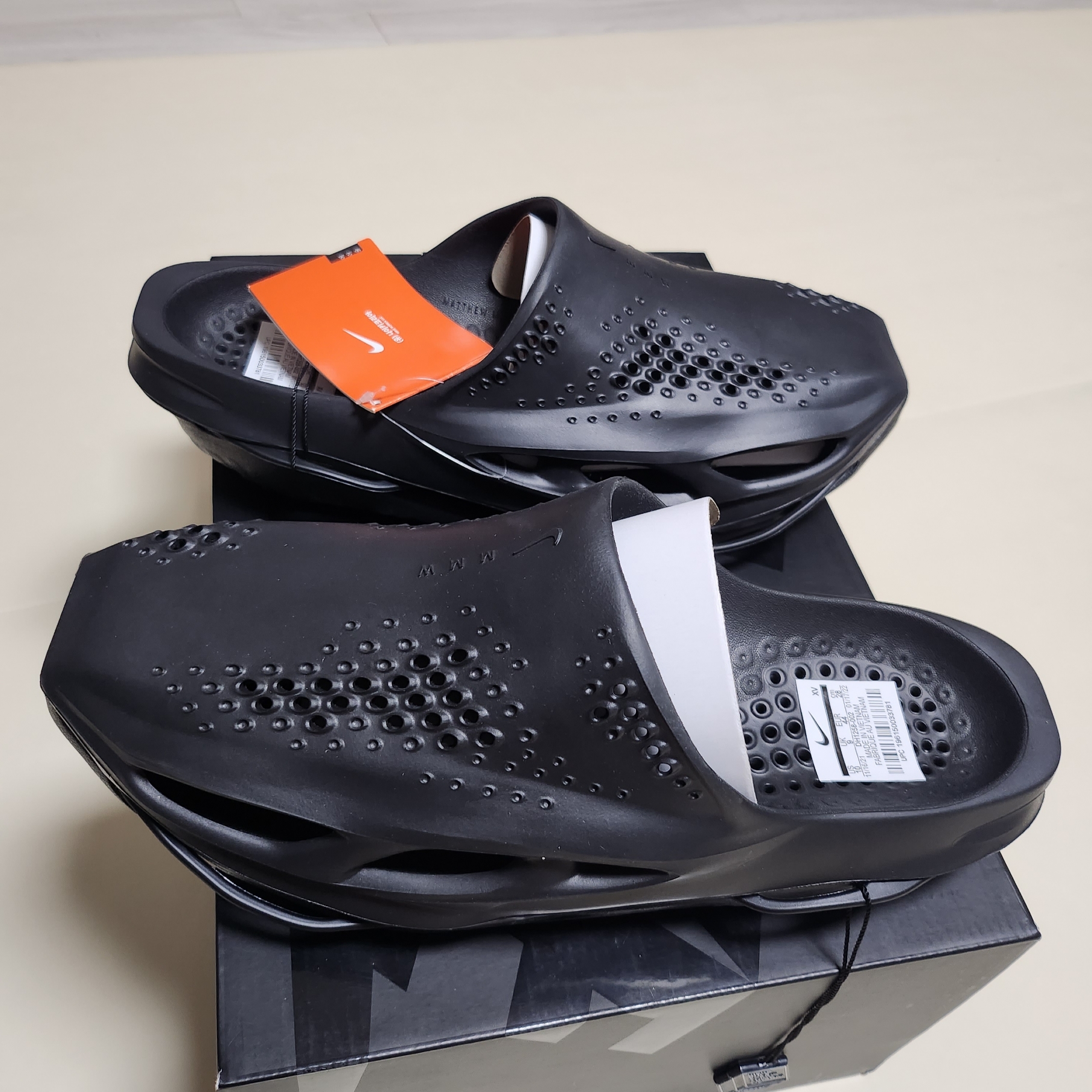 Nike x Matthew M Williams 005 Slide Black 착용 스타일