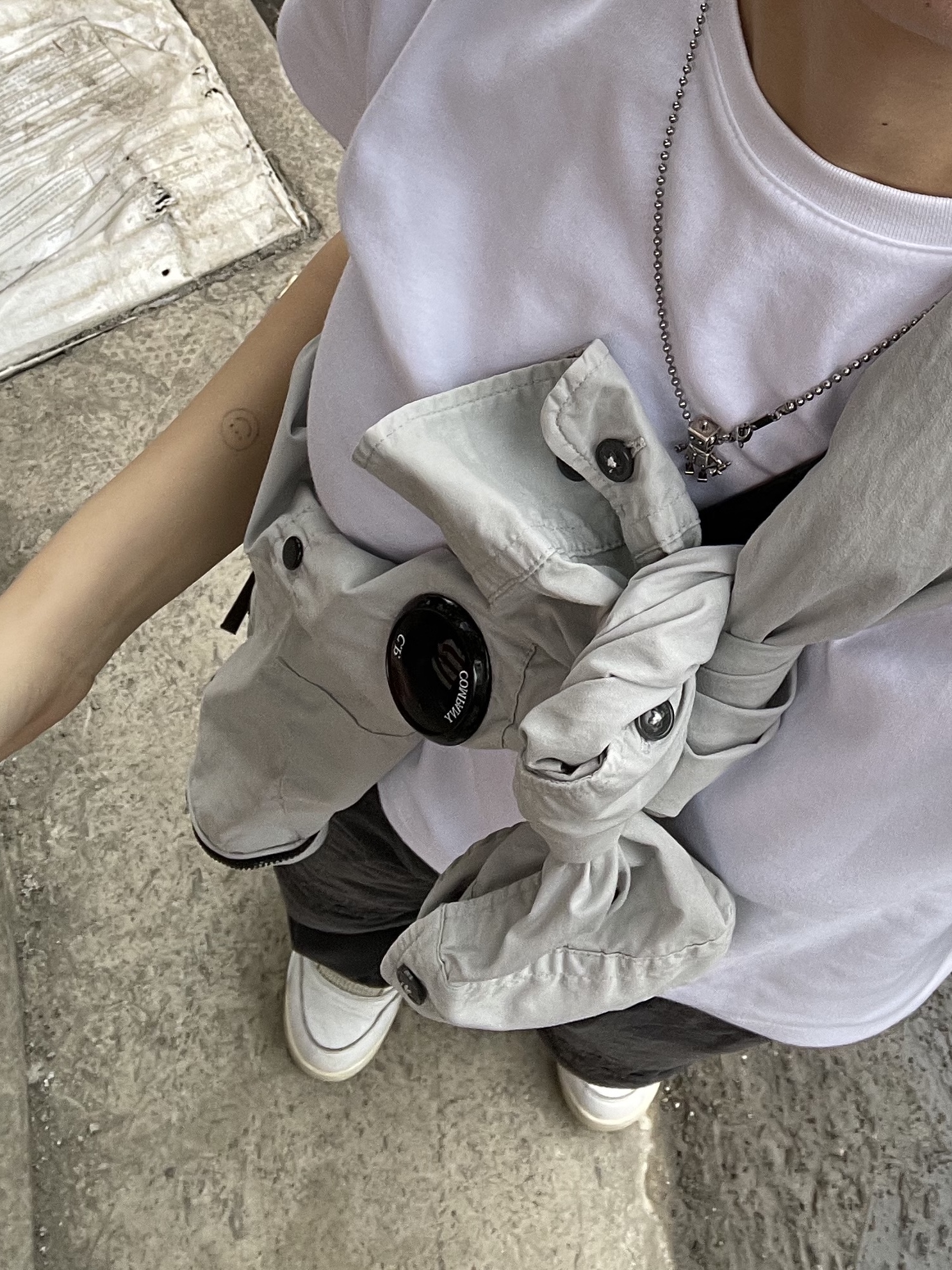 (GS) Jordan 4 Retro Pure Money 2017, C.P. Company Gabardine Zipped Overshirt Grey - 21FW 착용 스타일 - 3