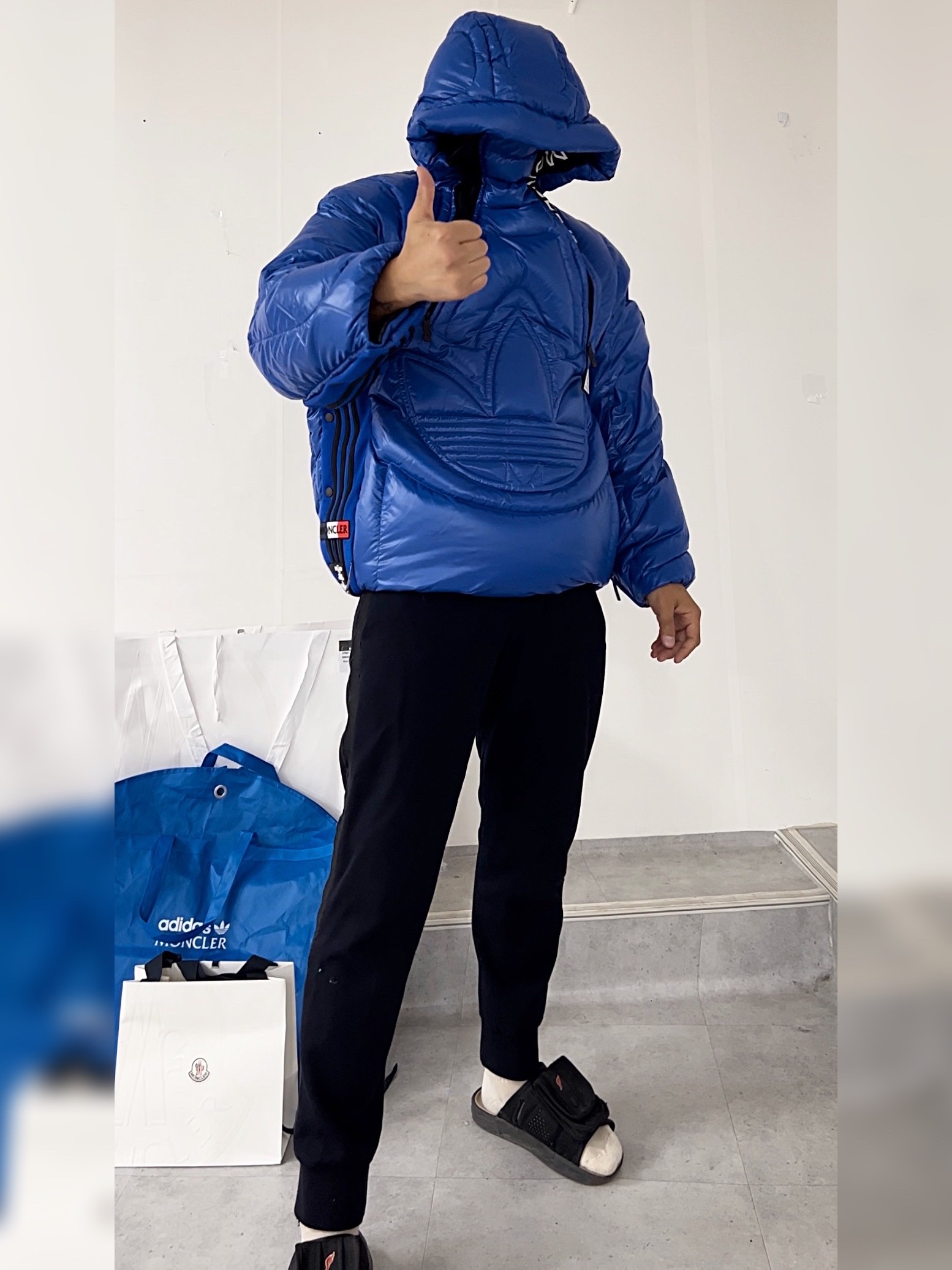 Jordan x SoleFly LS Slide SP Black and Sport Red, Moncler x Adidas Chambery Short Down Jacket Blue - 23FW 착용 스타일 - 6