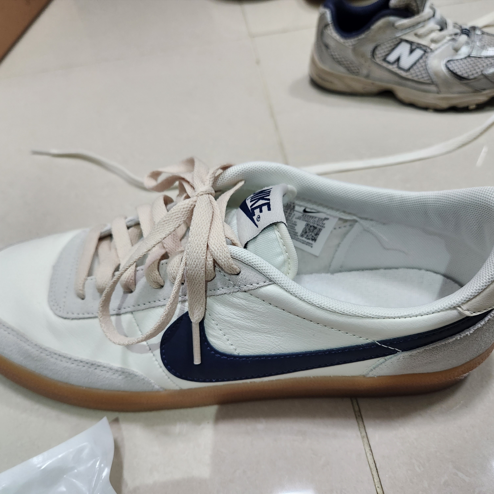 Nike x J.Crew Killshot 2 Sail Midnight Navy 착용 스타일 - 1