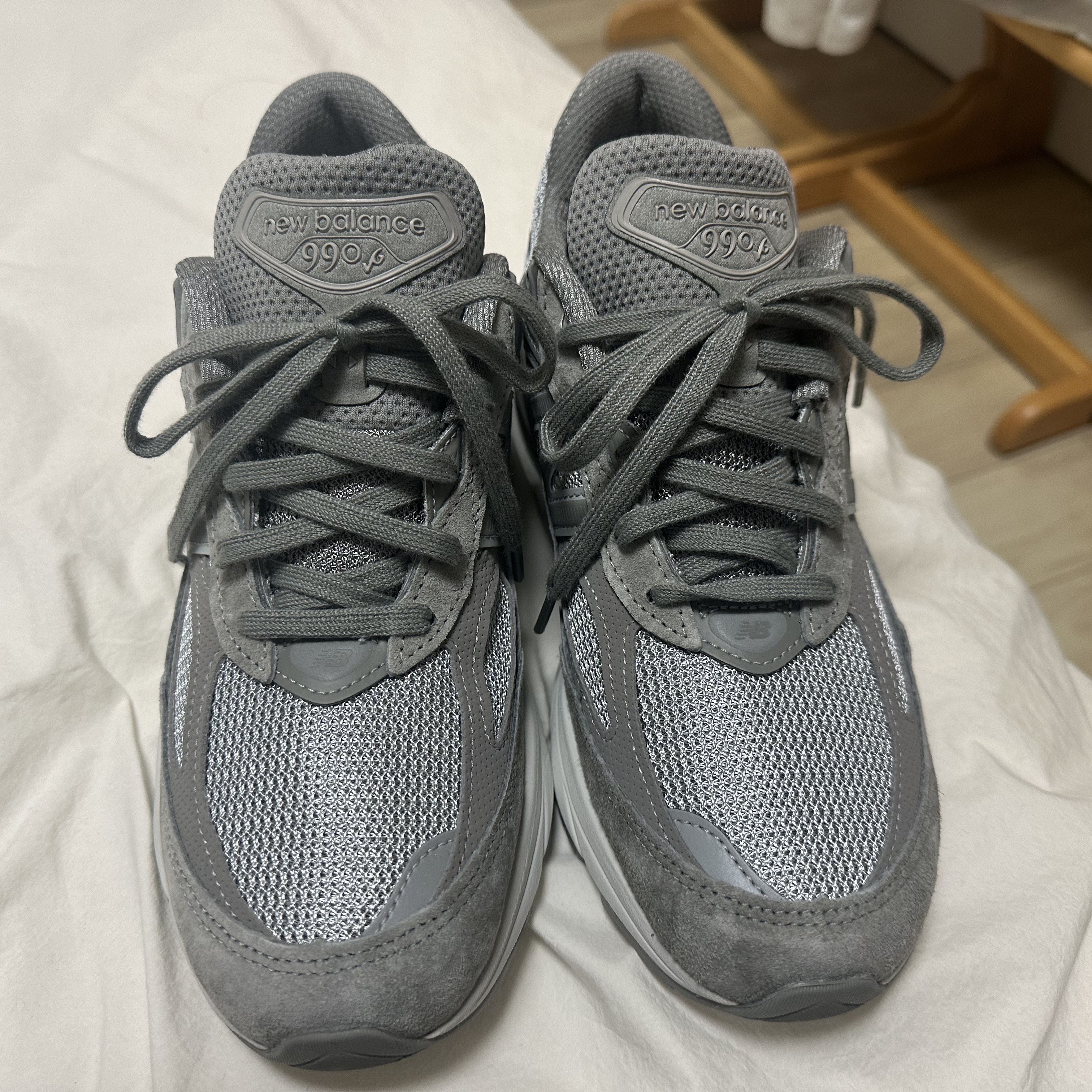 New Balance x WTAPS 990v6 Made in USA Moon Mist Mirage Gray 착용 스타일 - 4