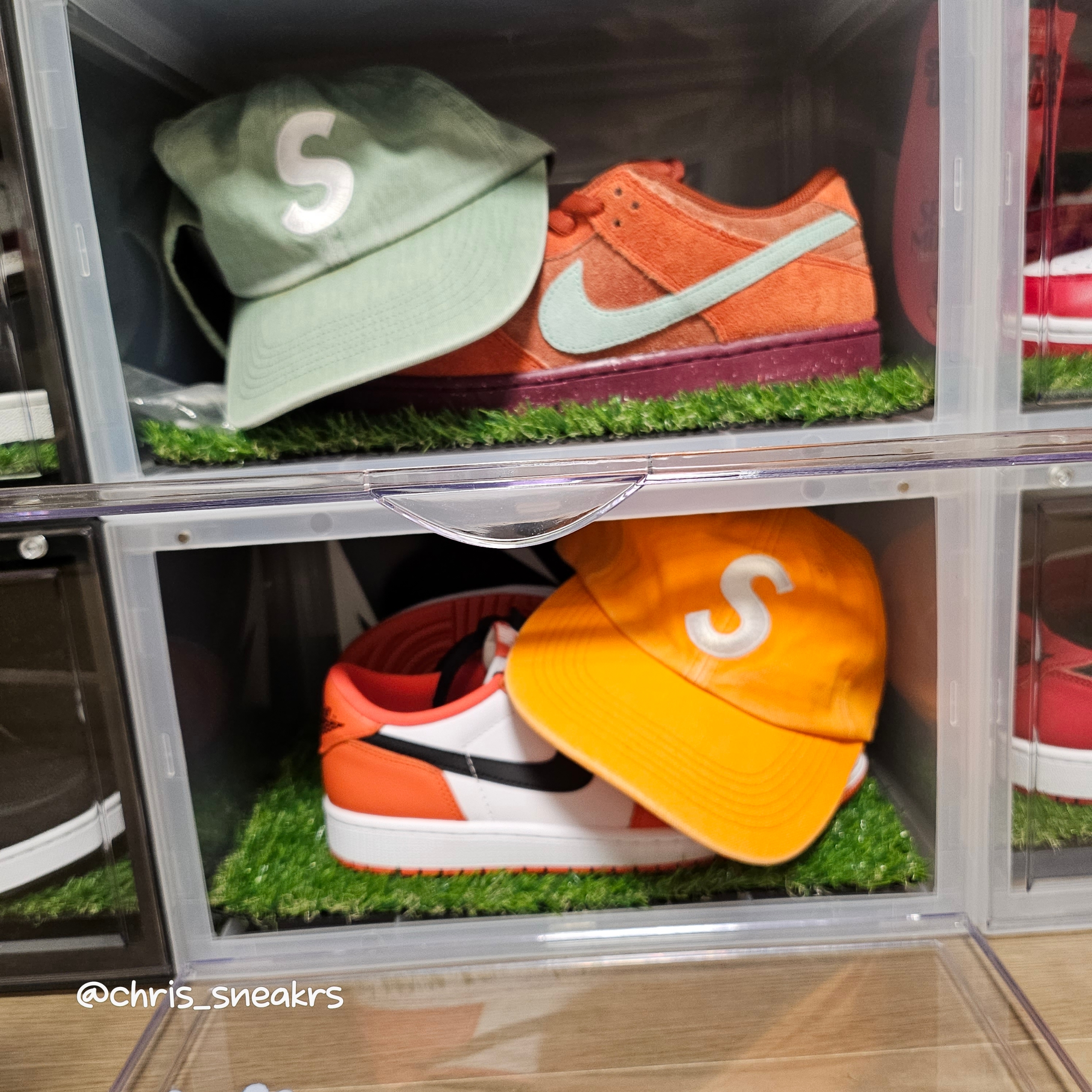 Supreme Pigment Canvas S Logo 6-Panel Orange - 23SS, Supreme Pigment Print S Logo 6-Panel Light Sage - 22FW 착용 스타일