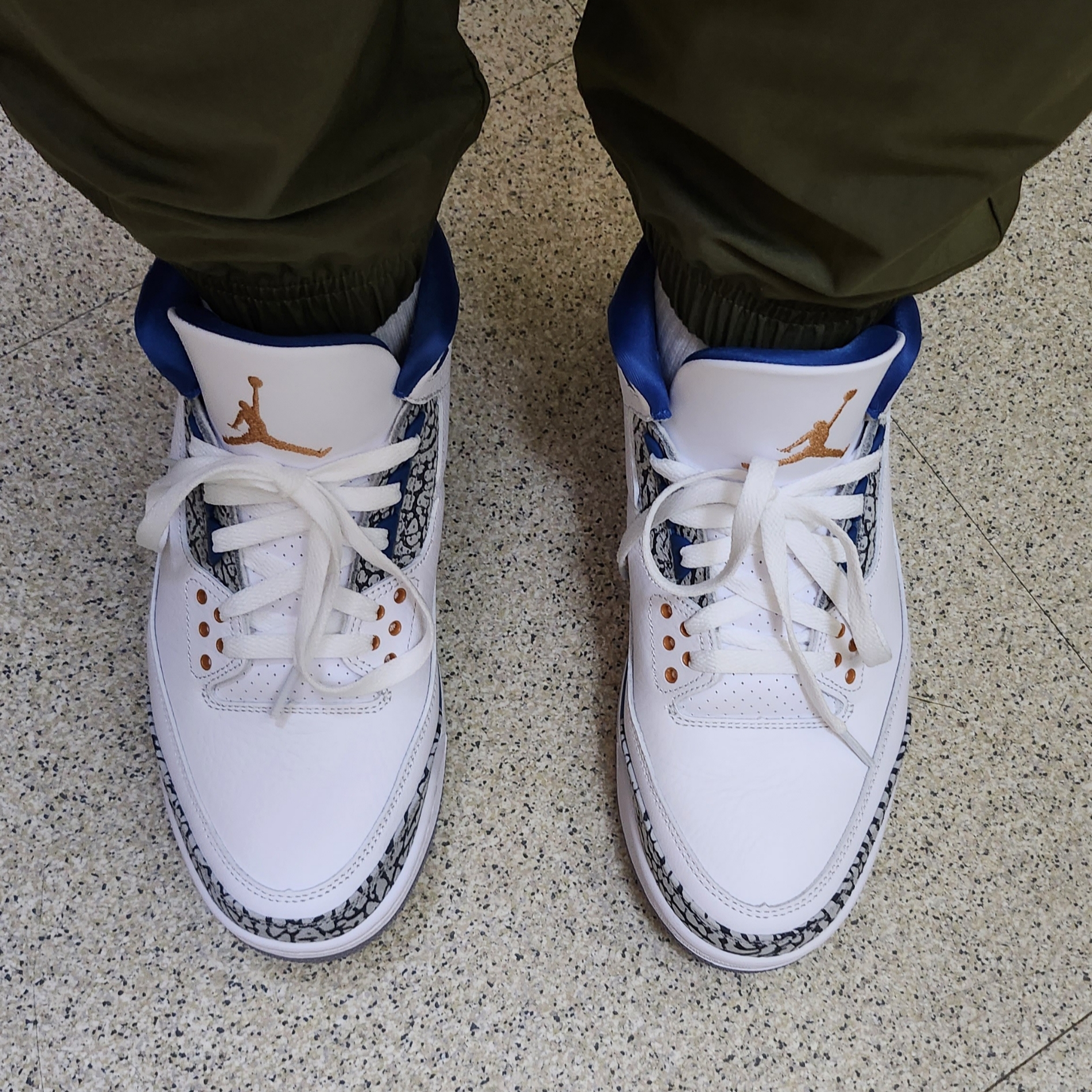 Jordan 3 Retro True Blue and Copper 착용 스타일