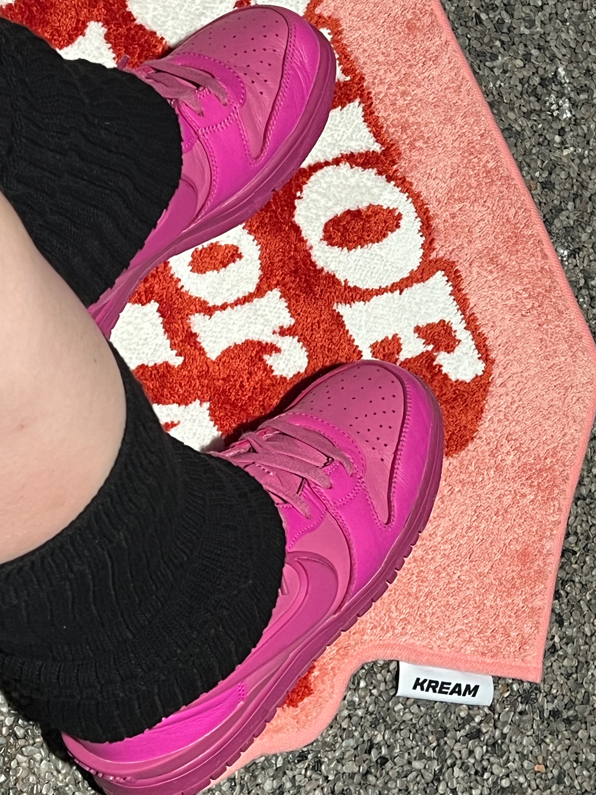 Nike x Ambush Dunk High Cosmic Fuchsia 착용 스타일 - 5