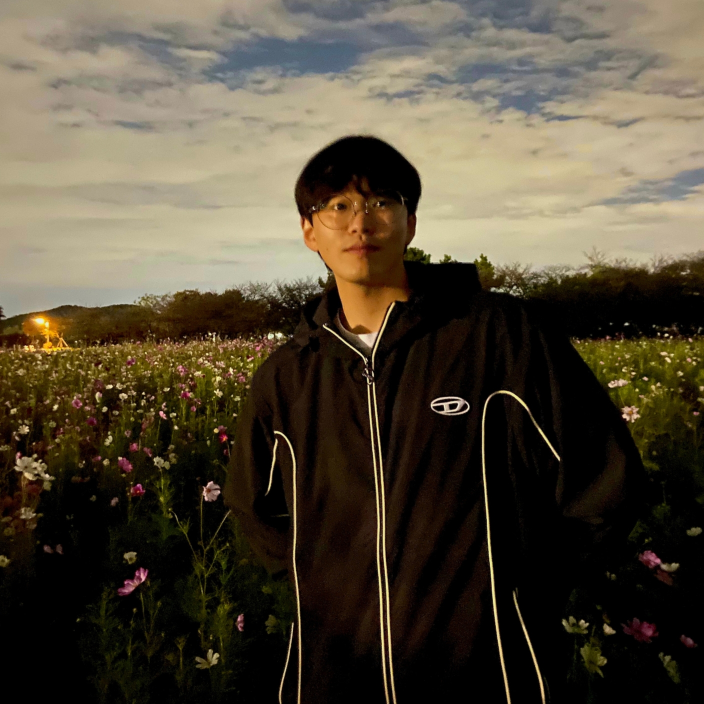 Diesel J-Hives Windbreaker with Contrast Piping Black 착용 스타일