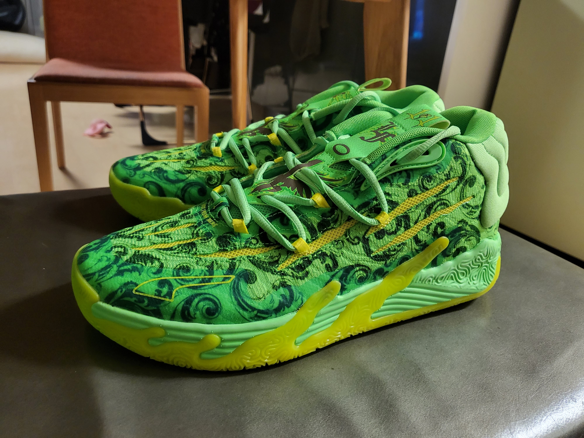 Puma MB.03 Lamelo Ball Fluro Green Fluro Yellow 착용 스타일 - 4