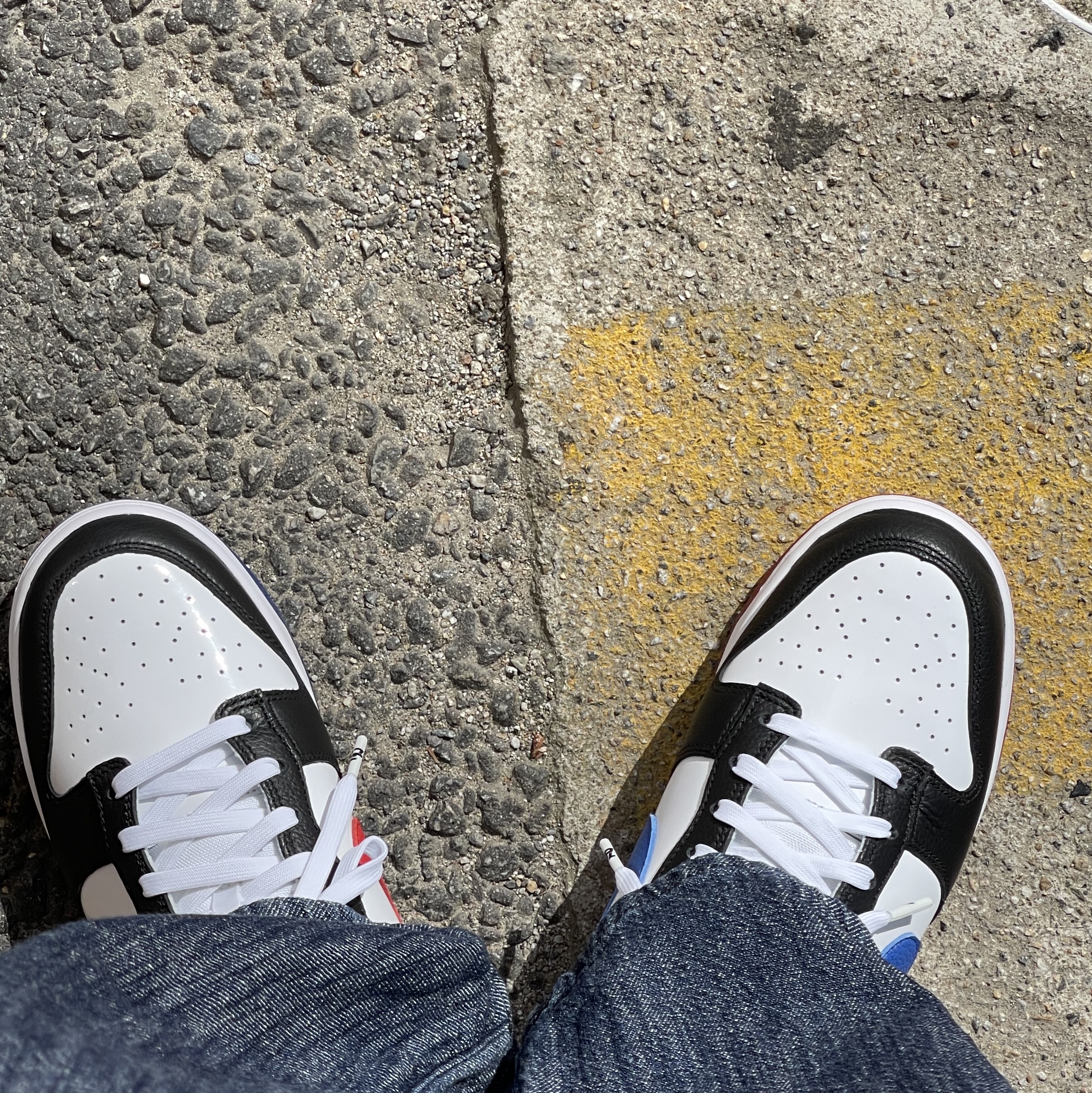 Nike Dunk Low SE Seoul 착용 스타일