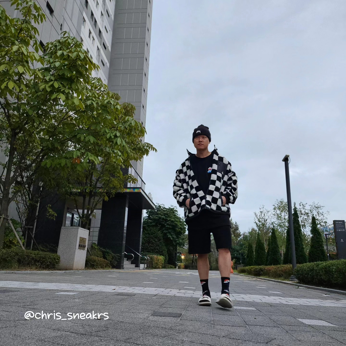 Nike x Stussy NRG Cuffed Beanie Black, [KREAM 단독] Won Chaser New Money Shorts Black 착용 스타일 - 5