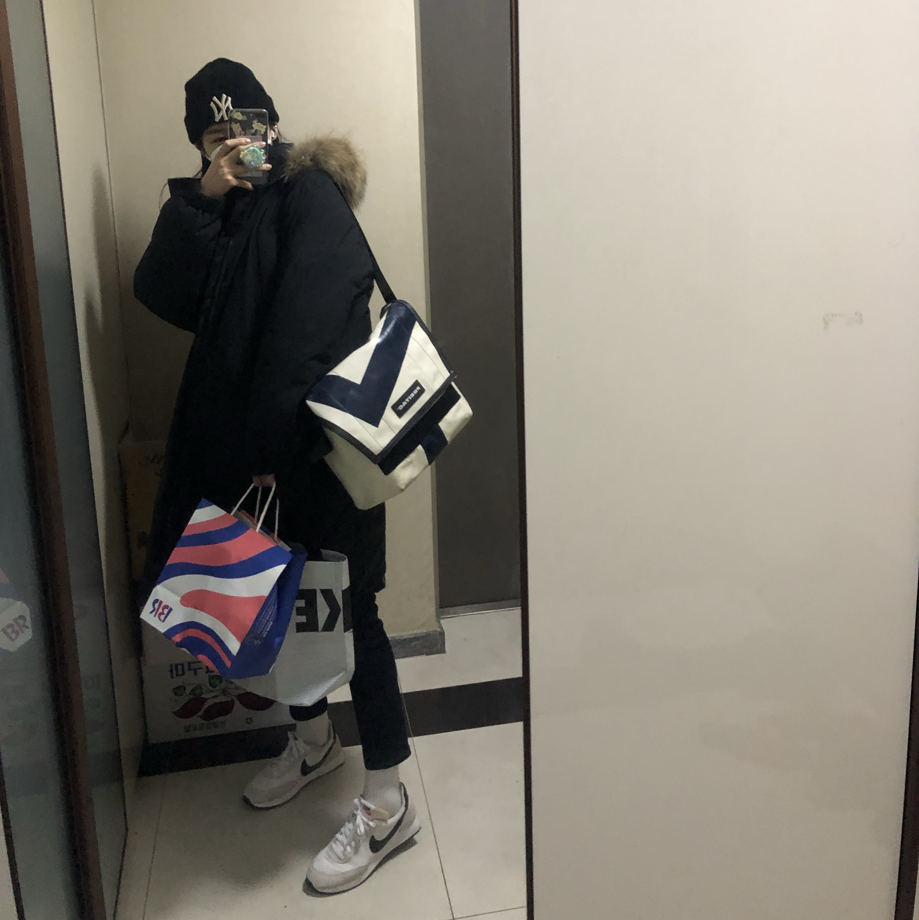 Nike Air Tailwind 79 White Phantom Black 착용 스타일