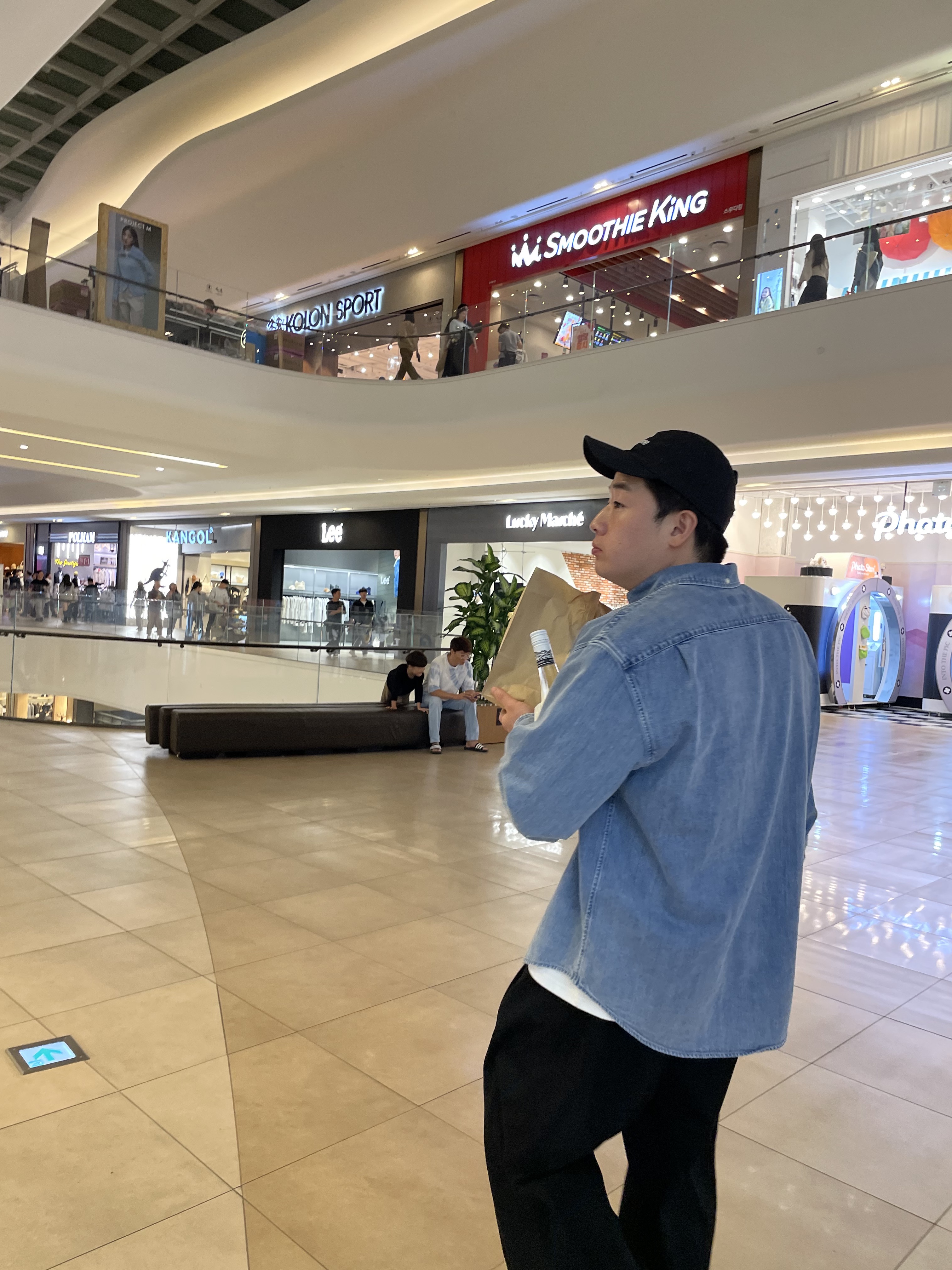 Supreme Small Box Shirt Denim - 23FW, Supreme Glow Ripstop Camp Cap Black - 22FW 착용 스타일 - 3