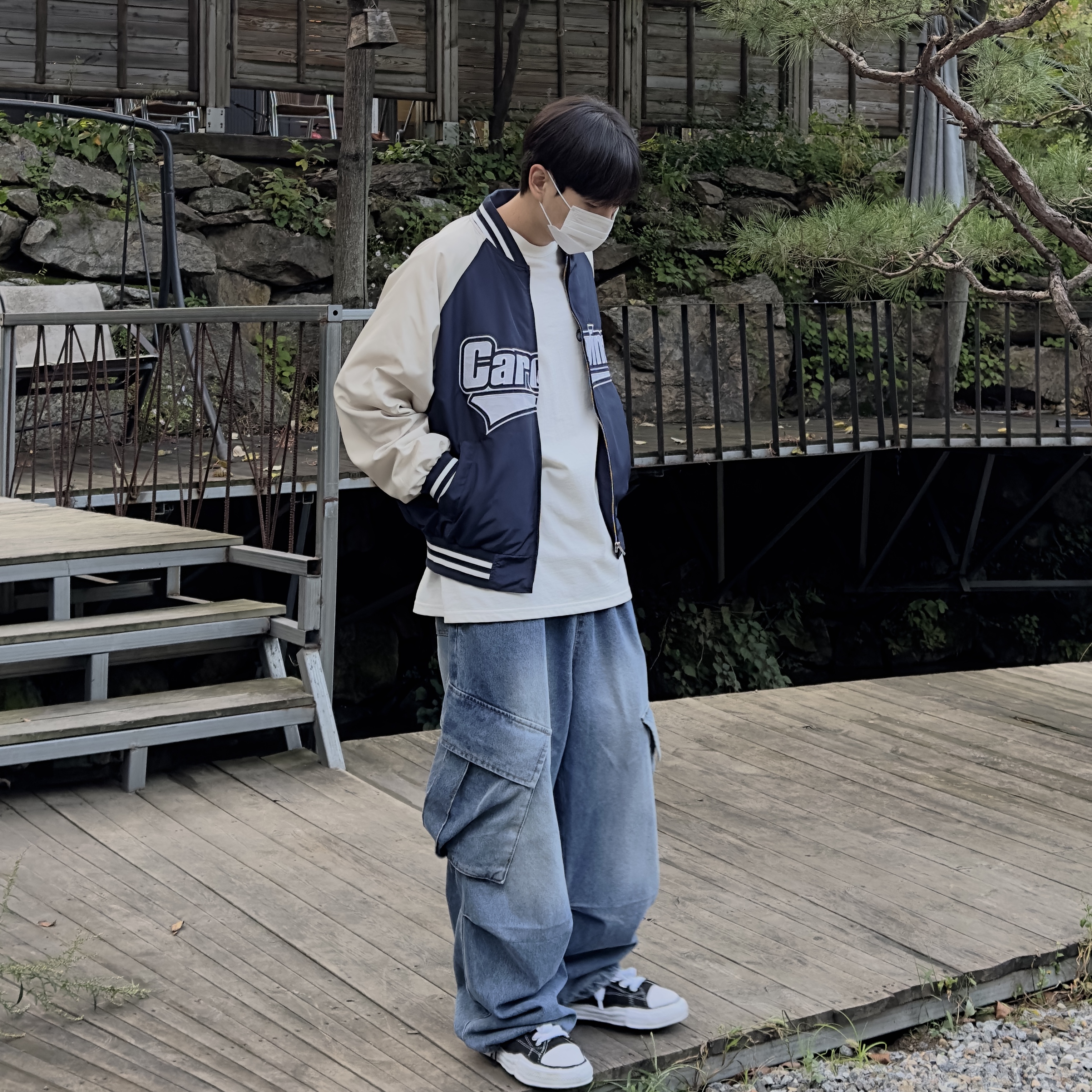 Maison Mihara Yasuhiro Peterson OG Sole Canvas Low Sneakers Black 착용 스타일 - 2