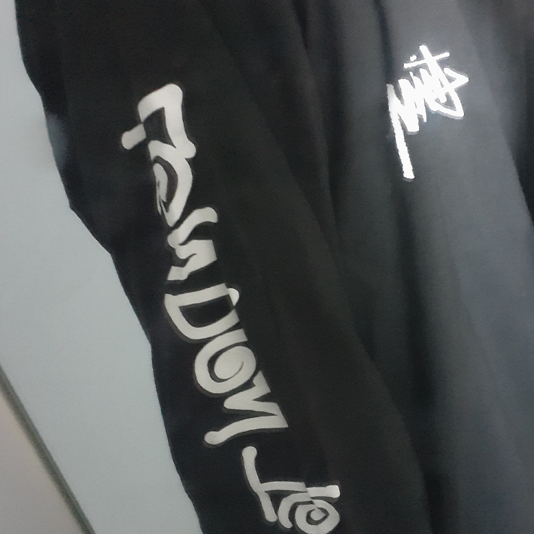 Stussy Big Cities LS T-Shirt Pigment Dyed Black 착용 스타일