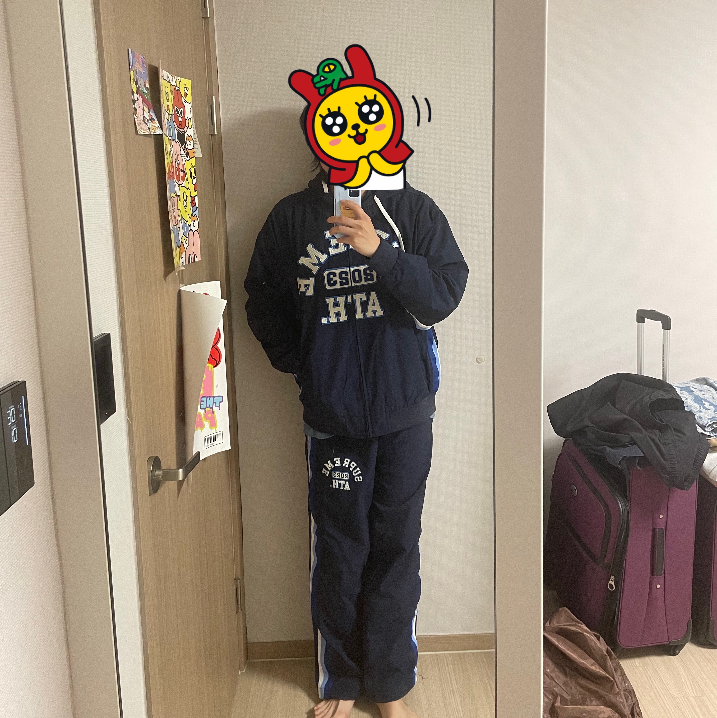 Supreme Applique Hooded Track Jacket Navy - 23SS, Supreme Applique Track Pants Navy - 23SS 착용 스타일