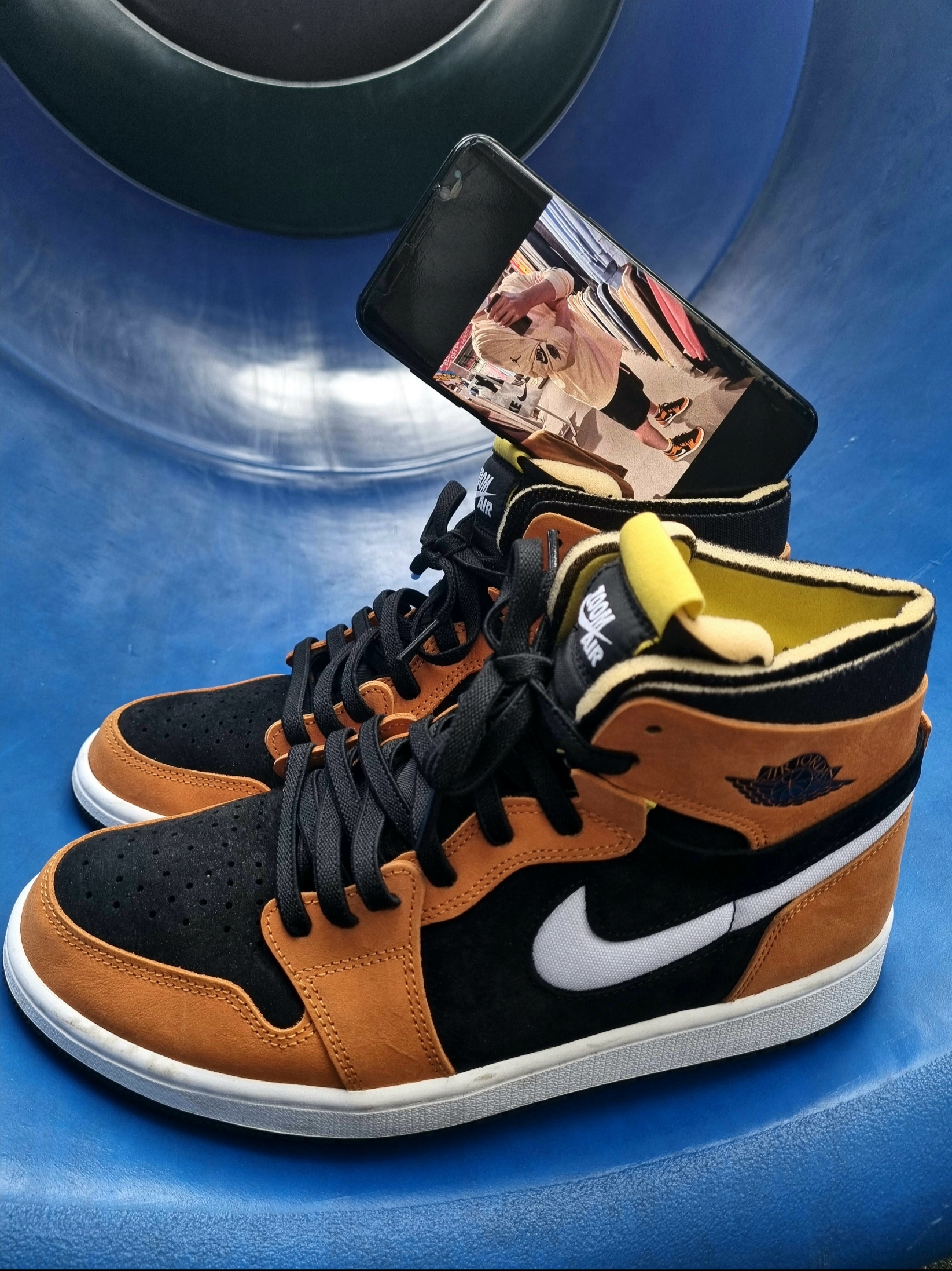 Jordan x A Ma Maniere L/S T-Shirt Light Cream - Asia, Jordan 1 Zoom Air CMFT Monarch Orange 착용 스타일