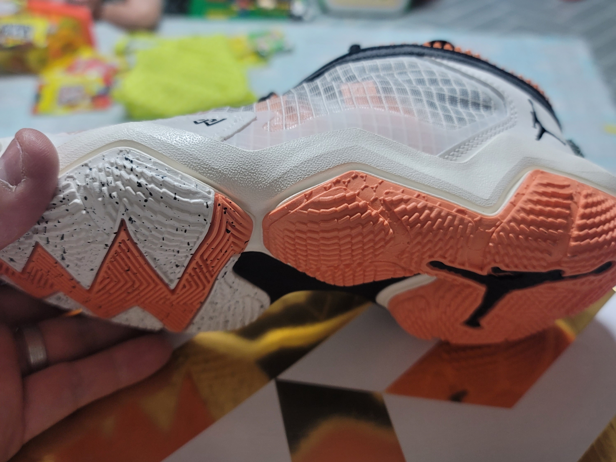 (GS) Jordan x Russell Westbrook Honor the Gift Why Not ZER0.6 Phantom and Black 착용 스타일