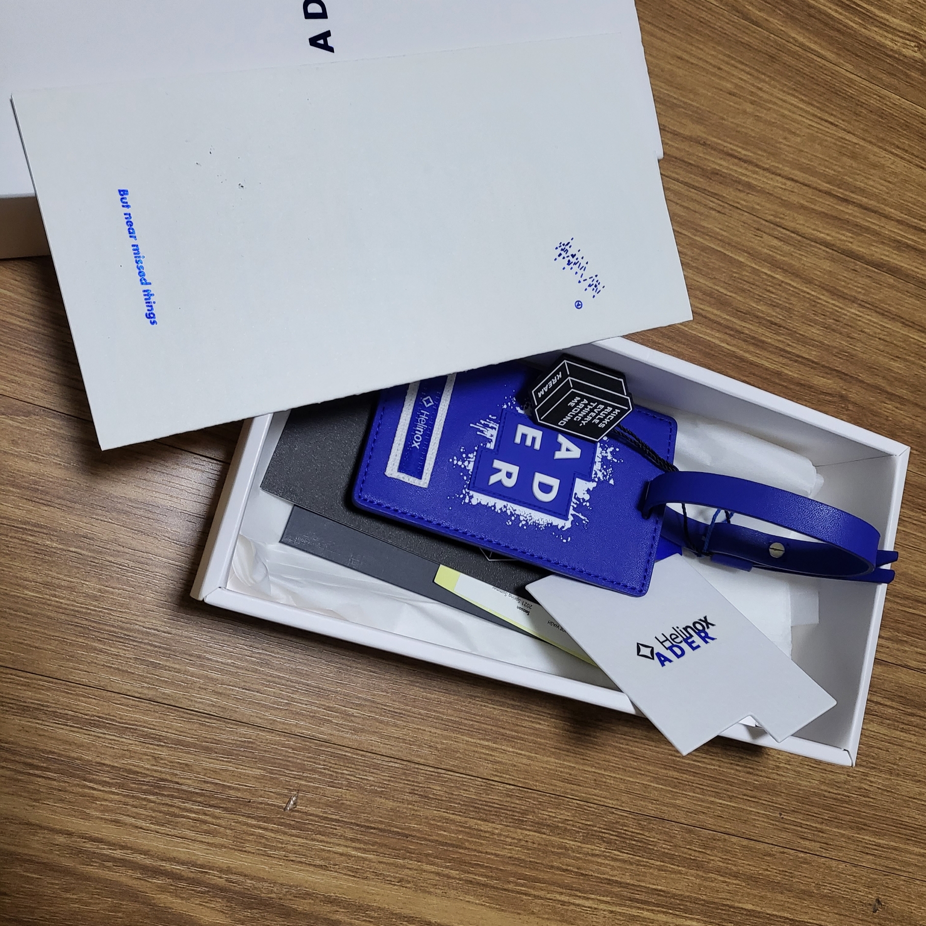 Ader Error x Helinox Name Tag 착용 스타일