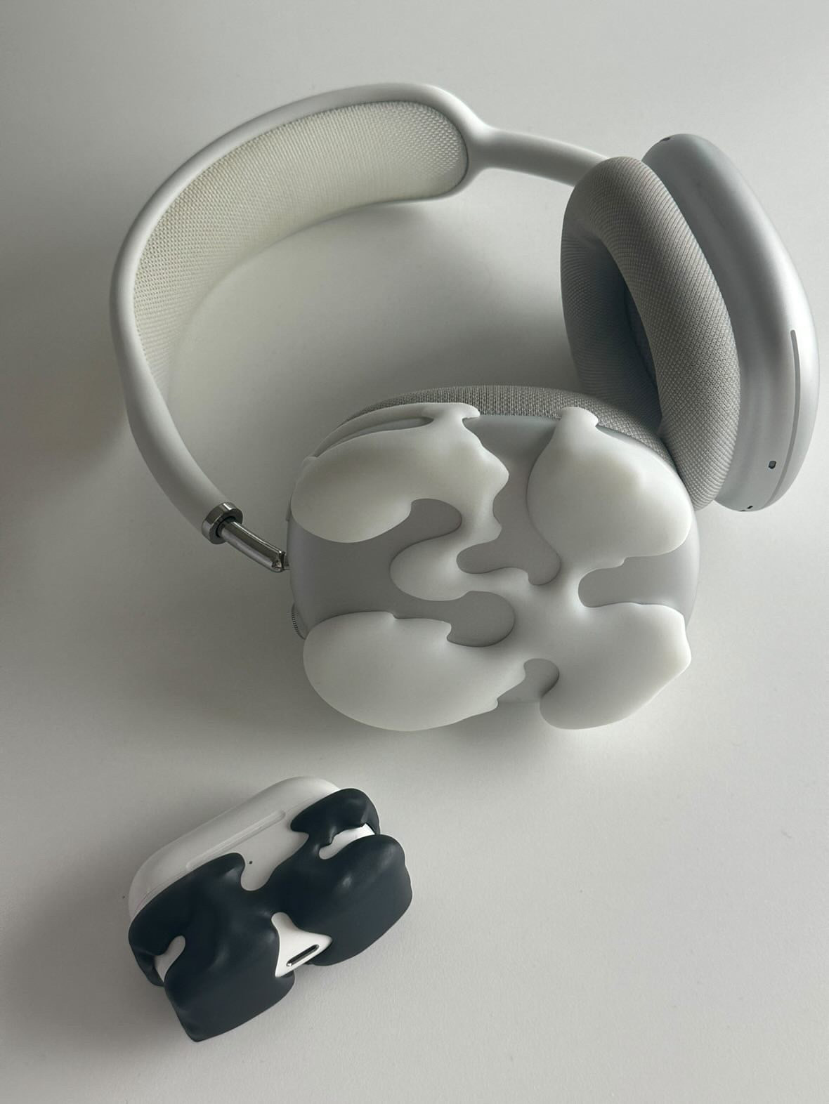 [KREAM 단독] Test Artifact Era Pro Drip Black, [KREAM 단독] Test Artifact Era Max Drip White 착용 스타일 - 1