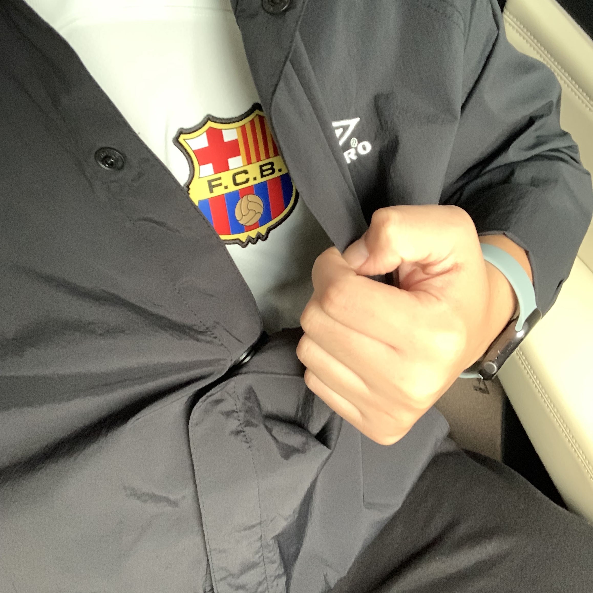 Nike FC Barcelona 2023/24 Stadium Away Dri-Fit Jersey White Royal Blue (Non Marking Ver.) 착용 스타일 - 2