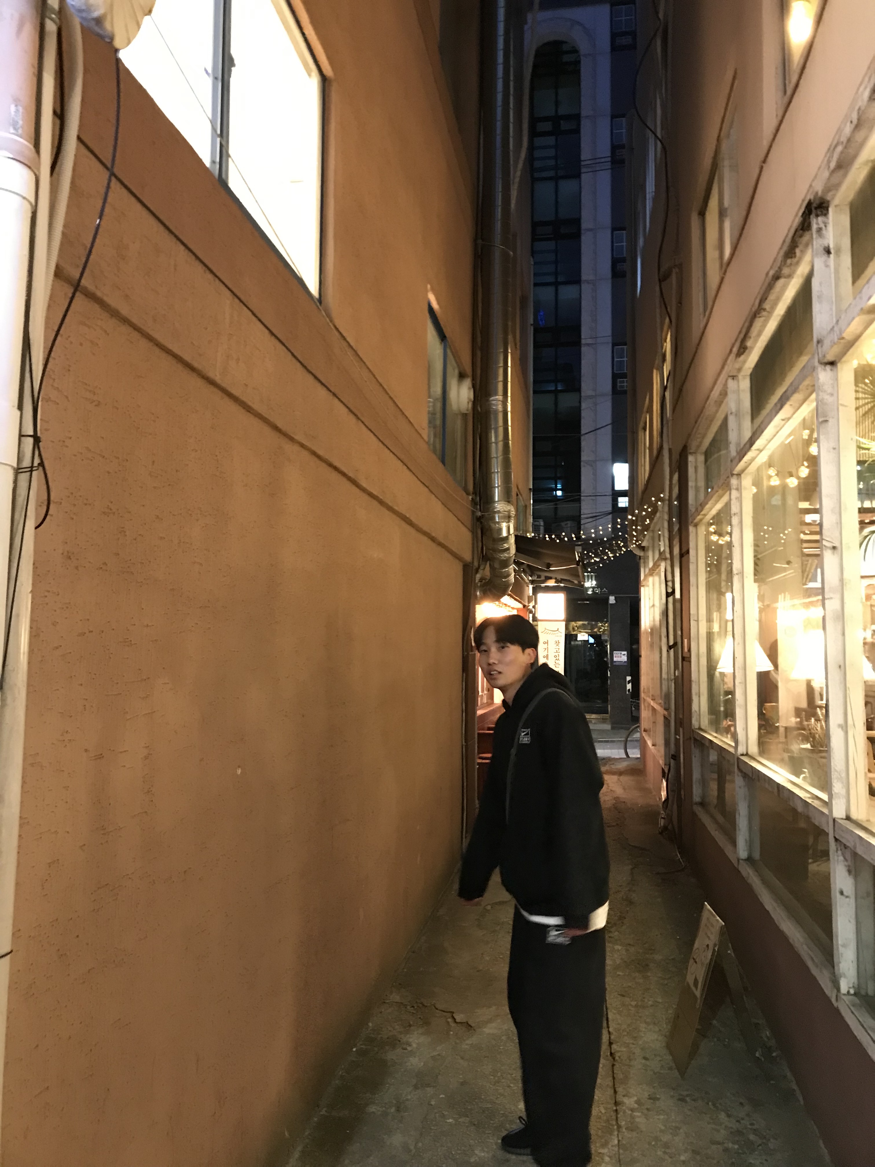 Nike x Stussy NRG RA Washed Pullover Hoodie Black (DN4028-010), Nike x Stussy NRG RA Washed Fleece Pants Black (DN4030-010) 착용 스타일