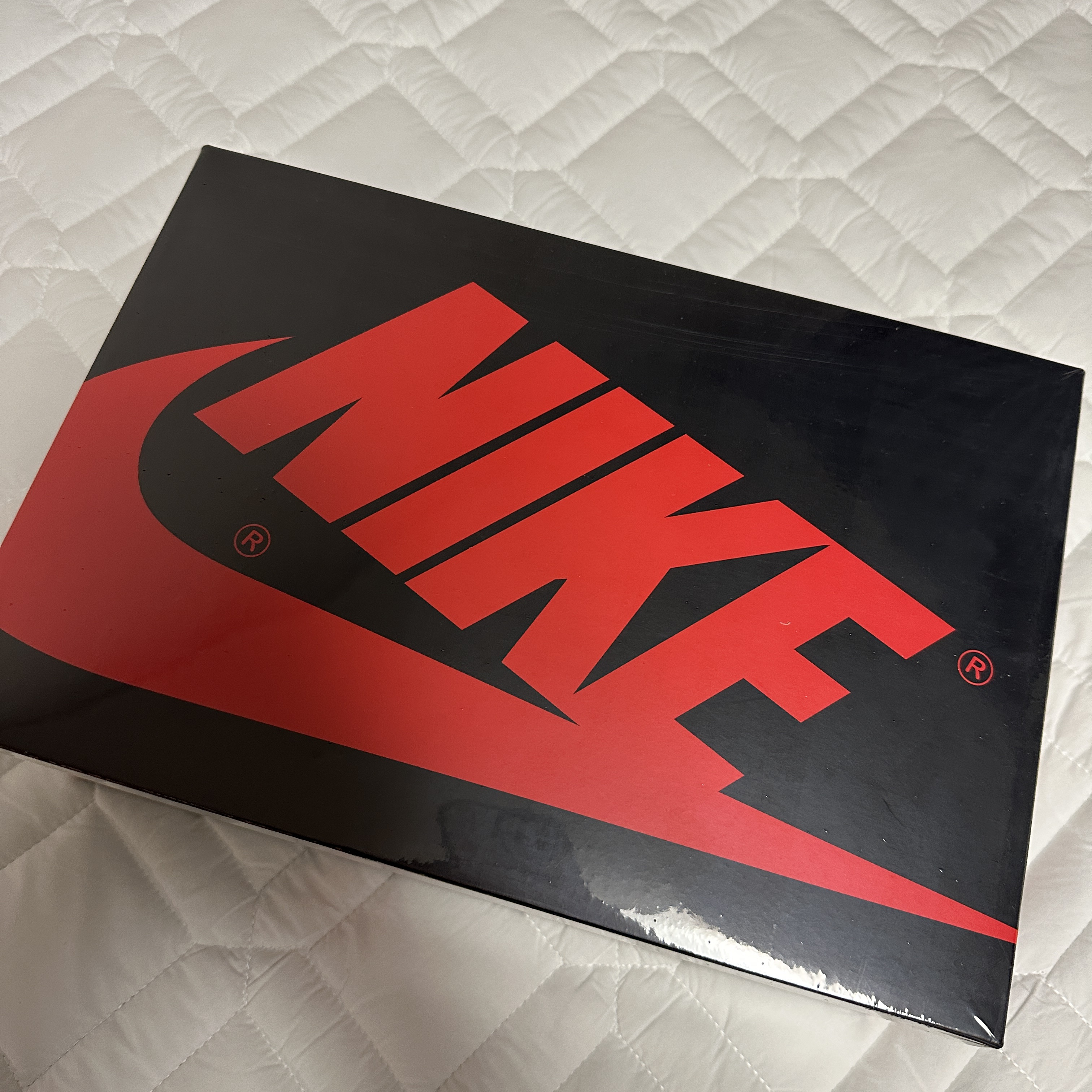 (GS) Jordan 1 Retro Low OG Black Toe 착용 스타일 - 1