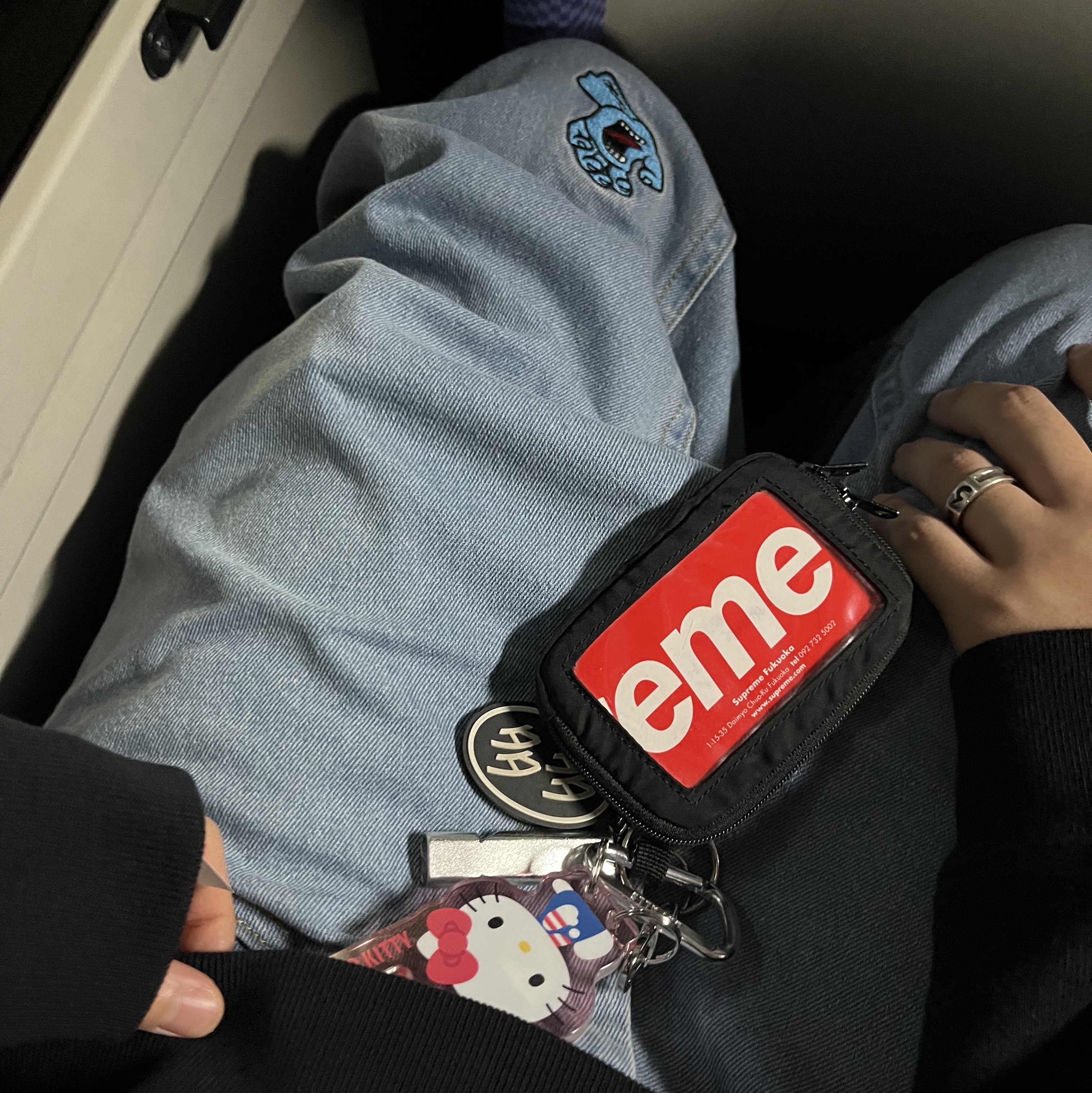 Human Made Military Card Case Black, Supreme Small Cinch Pouch Black - 23FW 착용 스타일 - 4