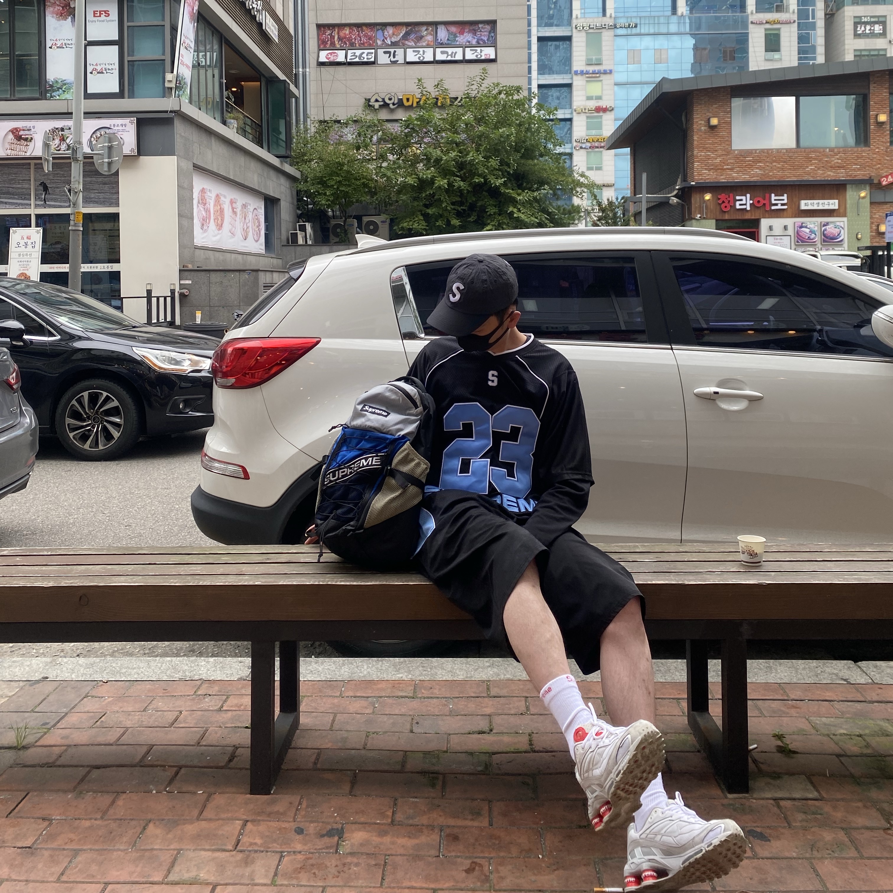 Supreme Cordura Ripstop S Logo 6-Panel Black - 23SS, Supreme Backpack Blue - 23FW 착용 스타일