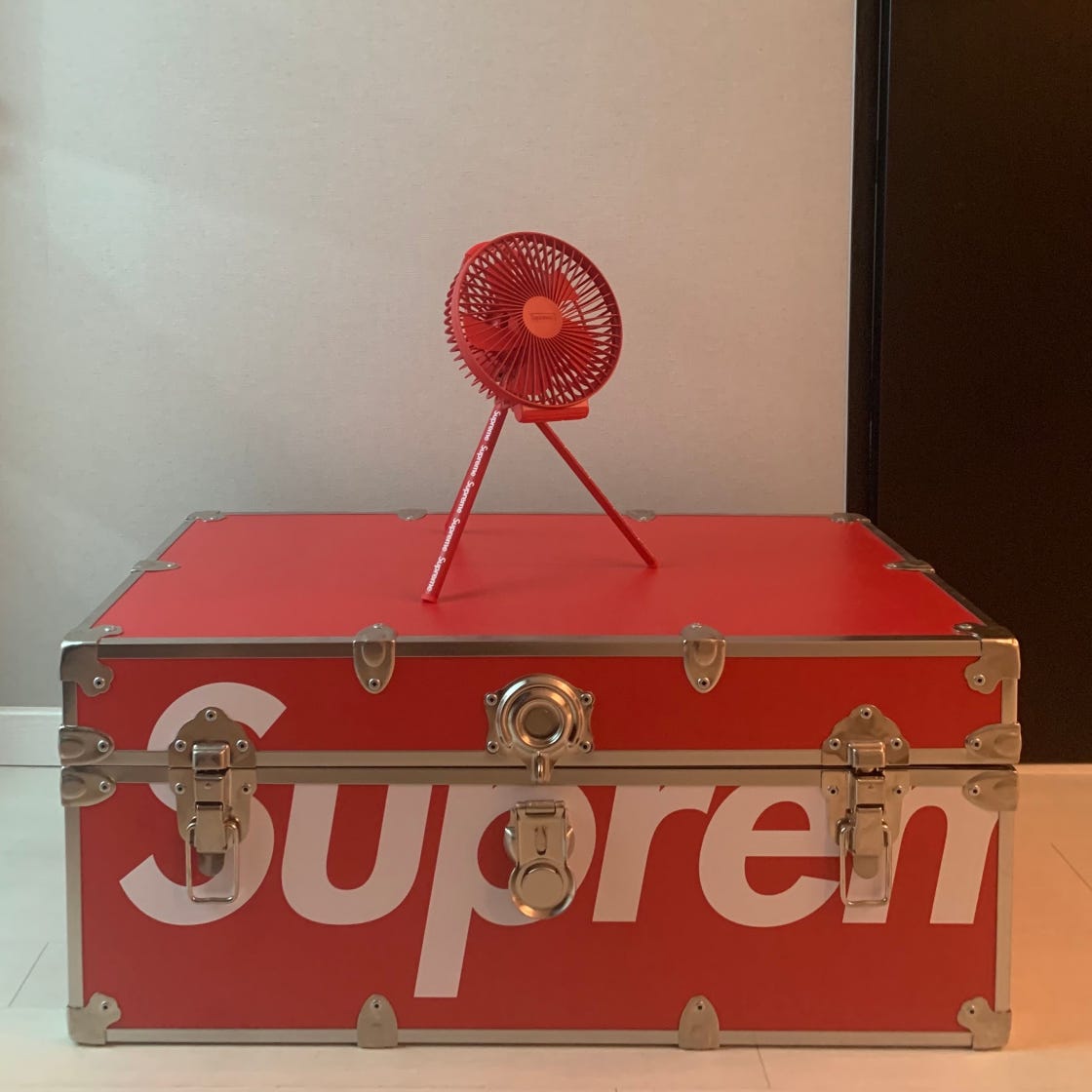 Supreme Rhino Trunk トランク