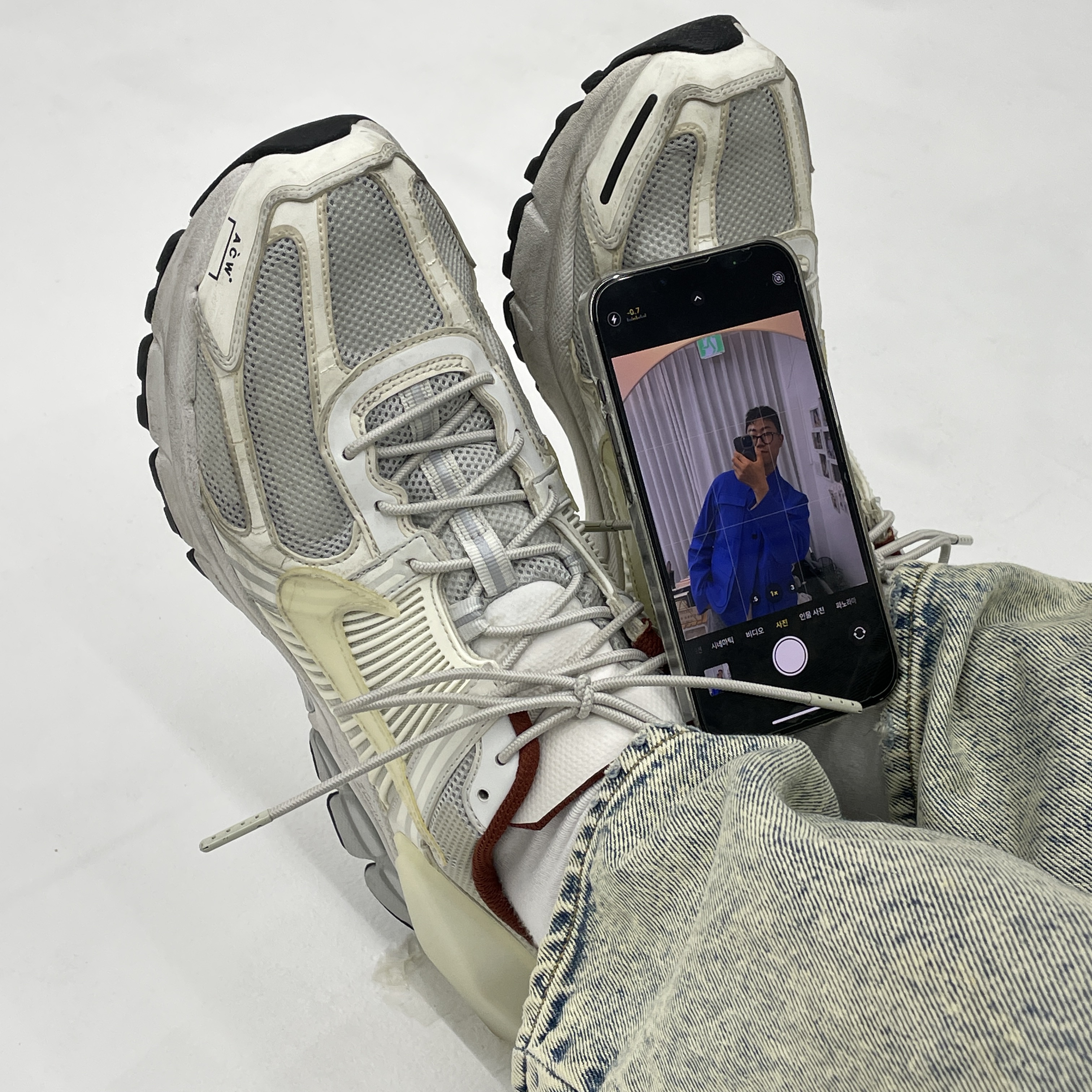 Nike x A-Cold-Wall Zoom Vomero 5 Sail 착용 스타일