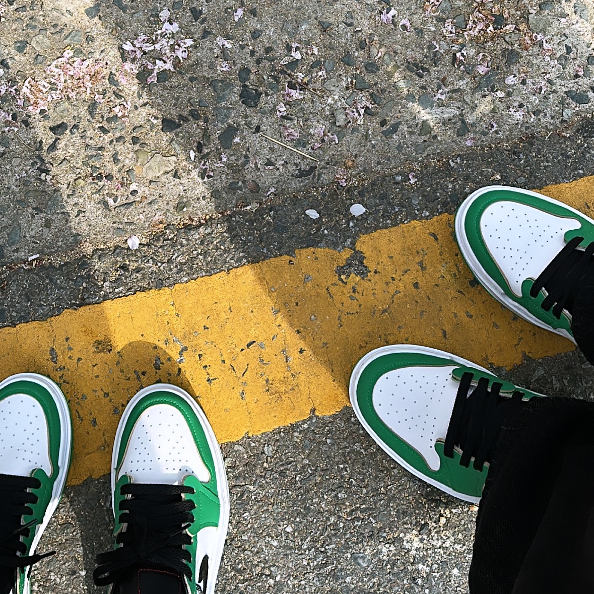 (W) Jordan 1 Elevate Low SE Lucky Green 착용 스타일