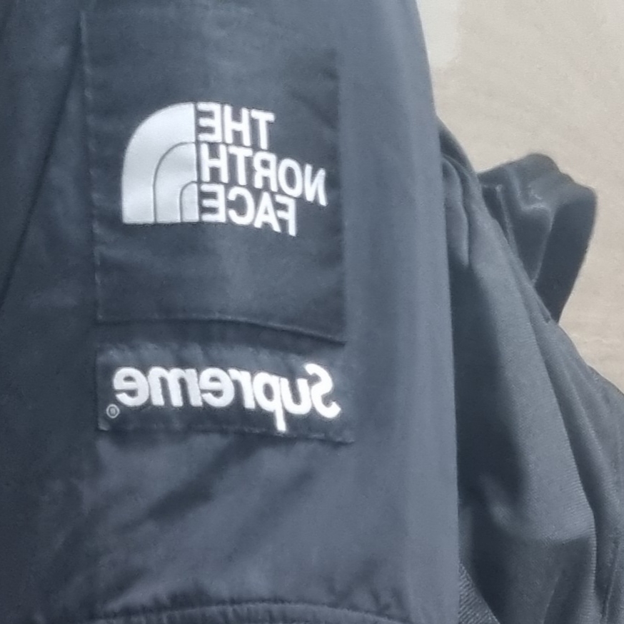 Supreme x The North Face Trekking Convertible Jacket Black - 22SS 착용 스타일