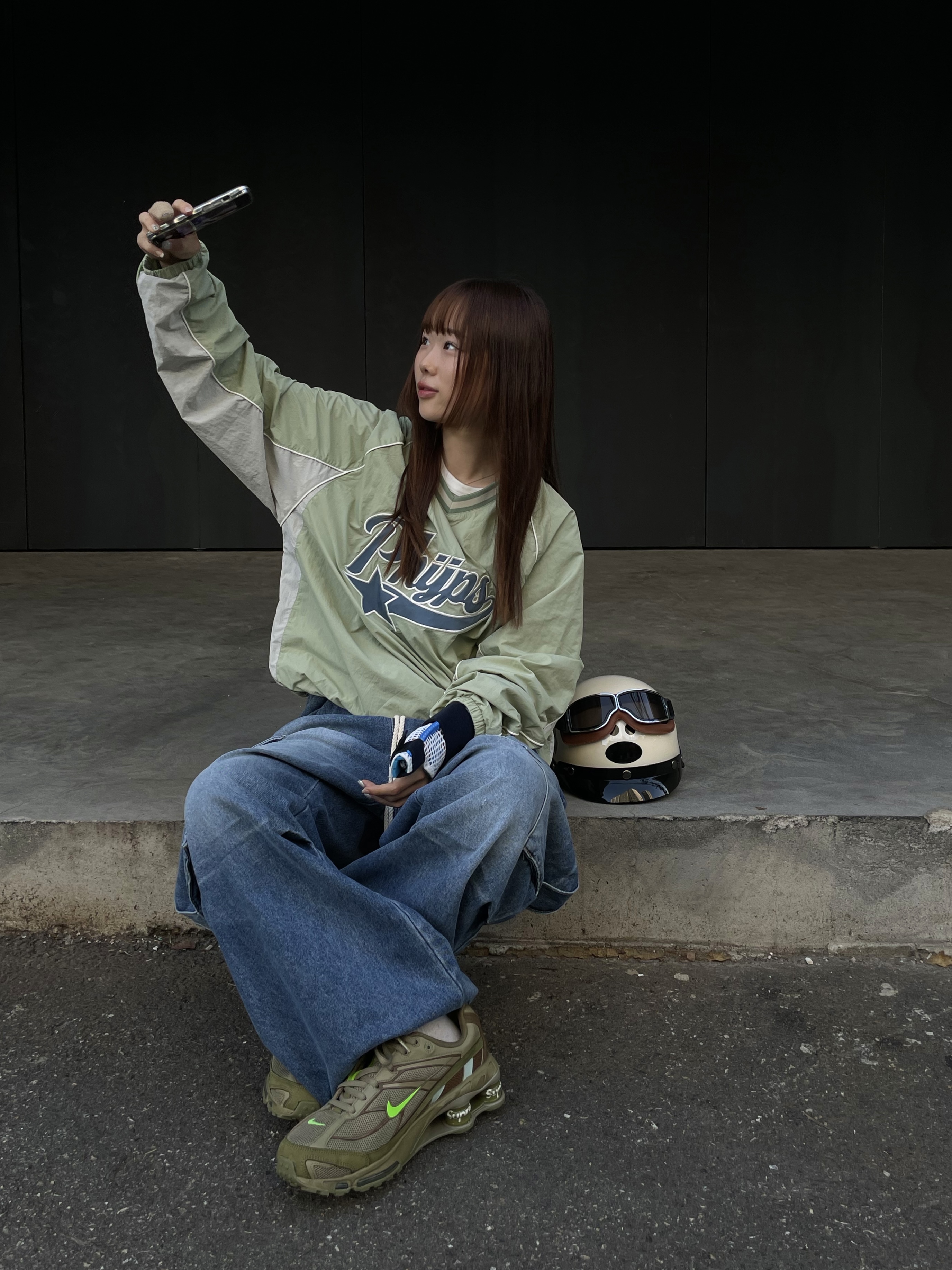 Nike x Supreme Shox Ride 2 SP Neutral Olive 착용 스타일 - 1
