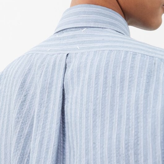 Maison Margiela Seersucker Linen Shirt Blue 착용 스타일